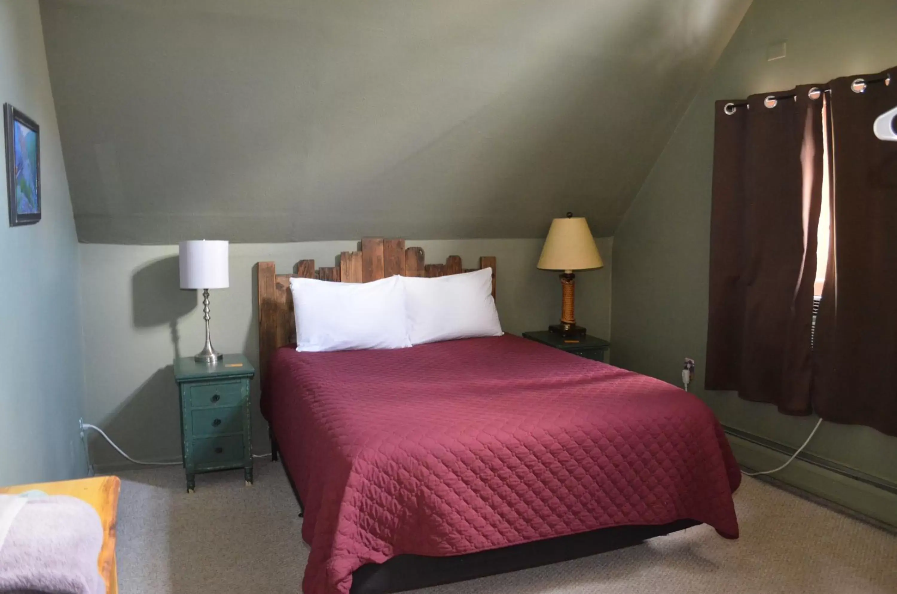 Bedroom, Bed in The Ouray Main Street Inn