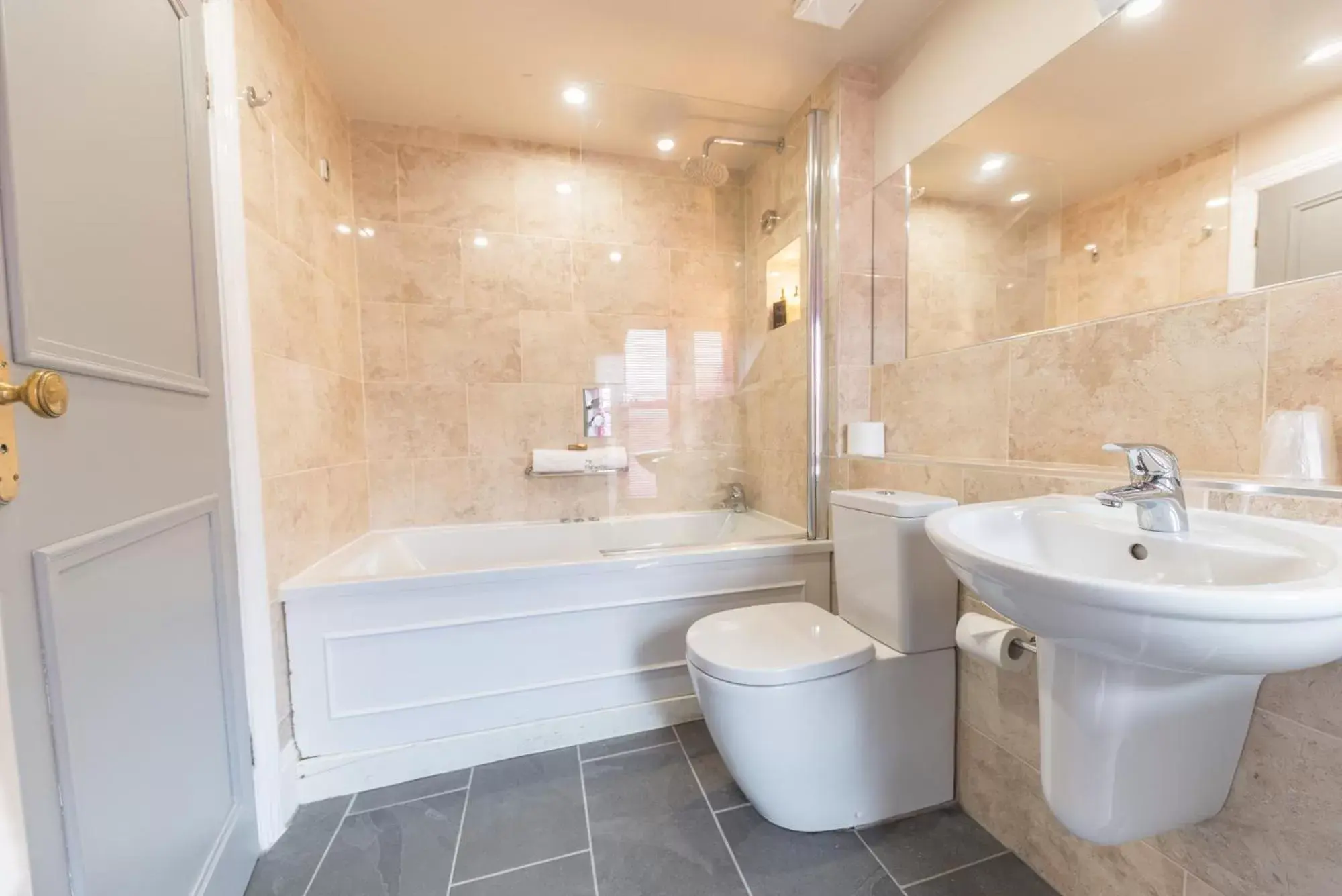 Shower, Bathroom in The Fisherbeck