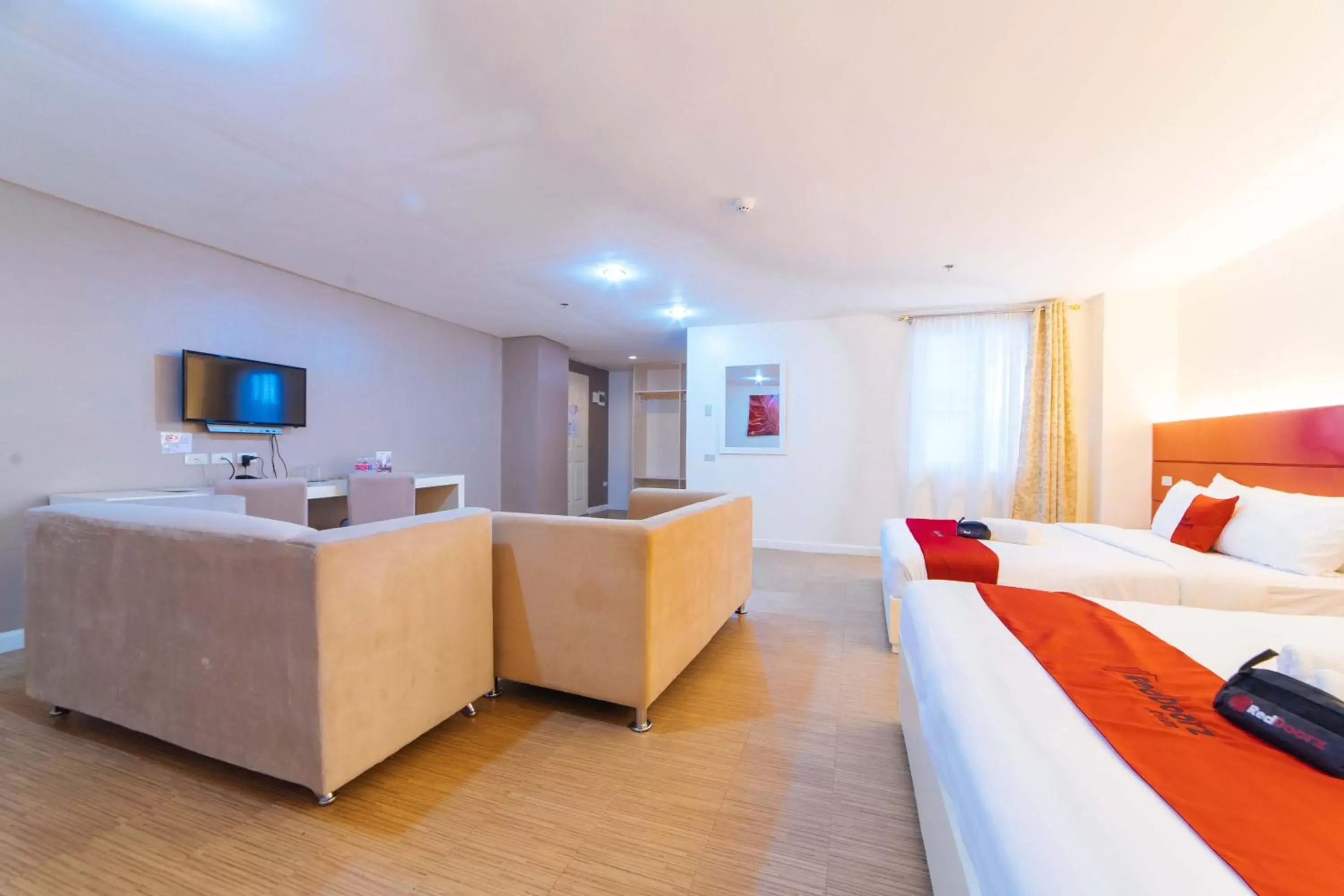 Executive Suite in RedDoorz Plus at Hotel Metro Kalibo