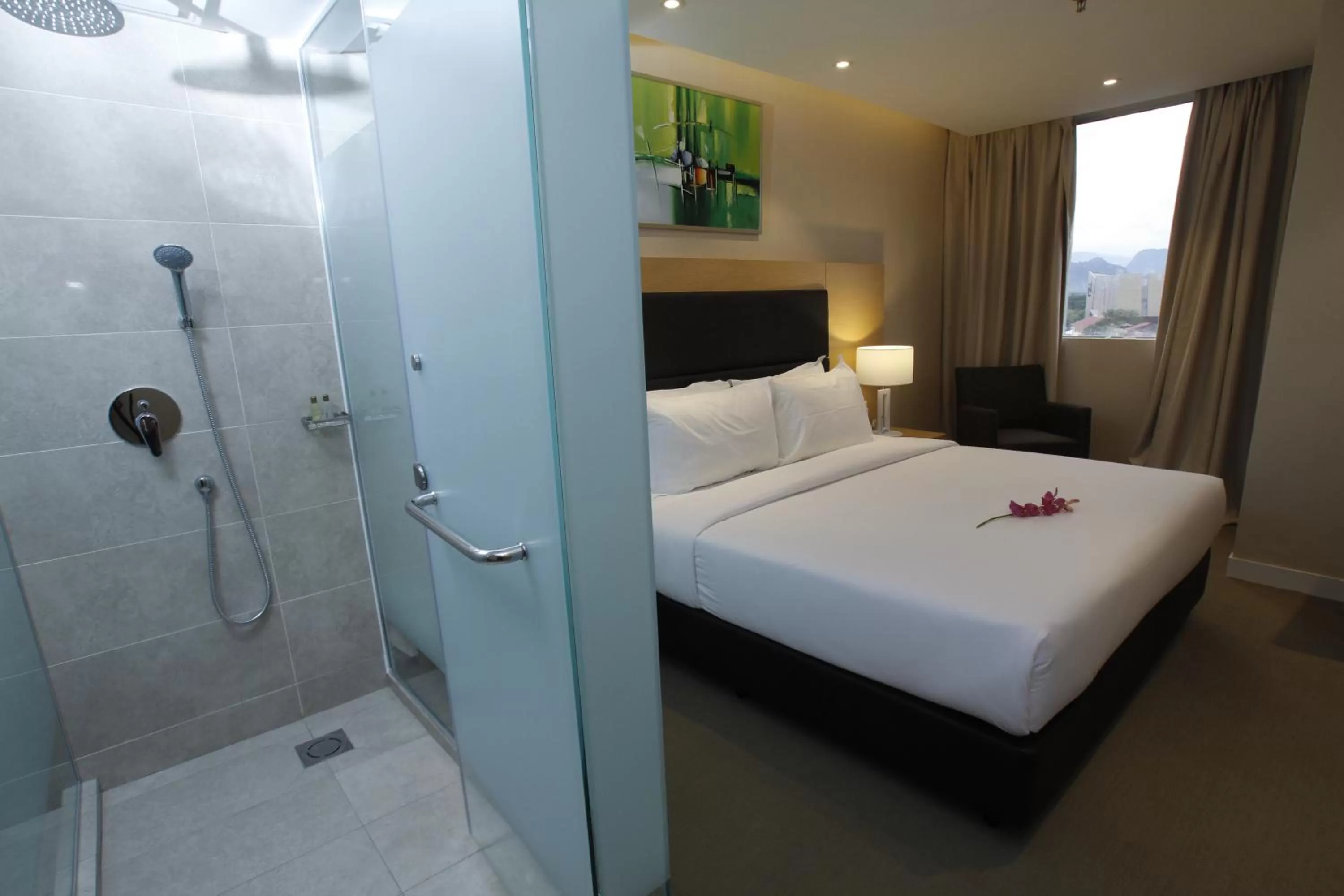 Photo of the whole room, Bed in Hotel Excelsior Ipoh