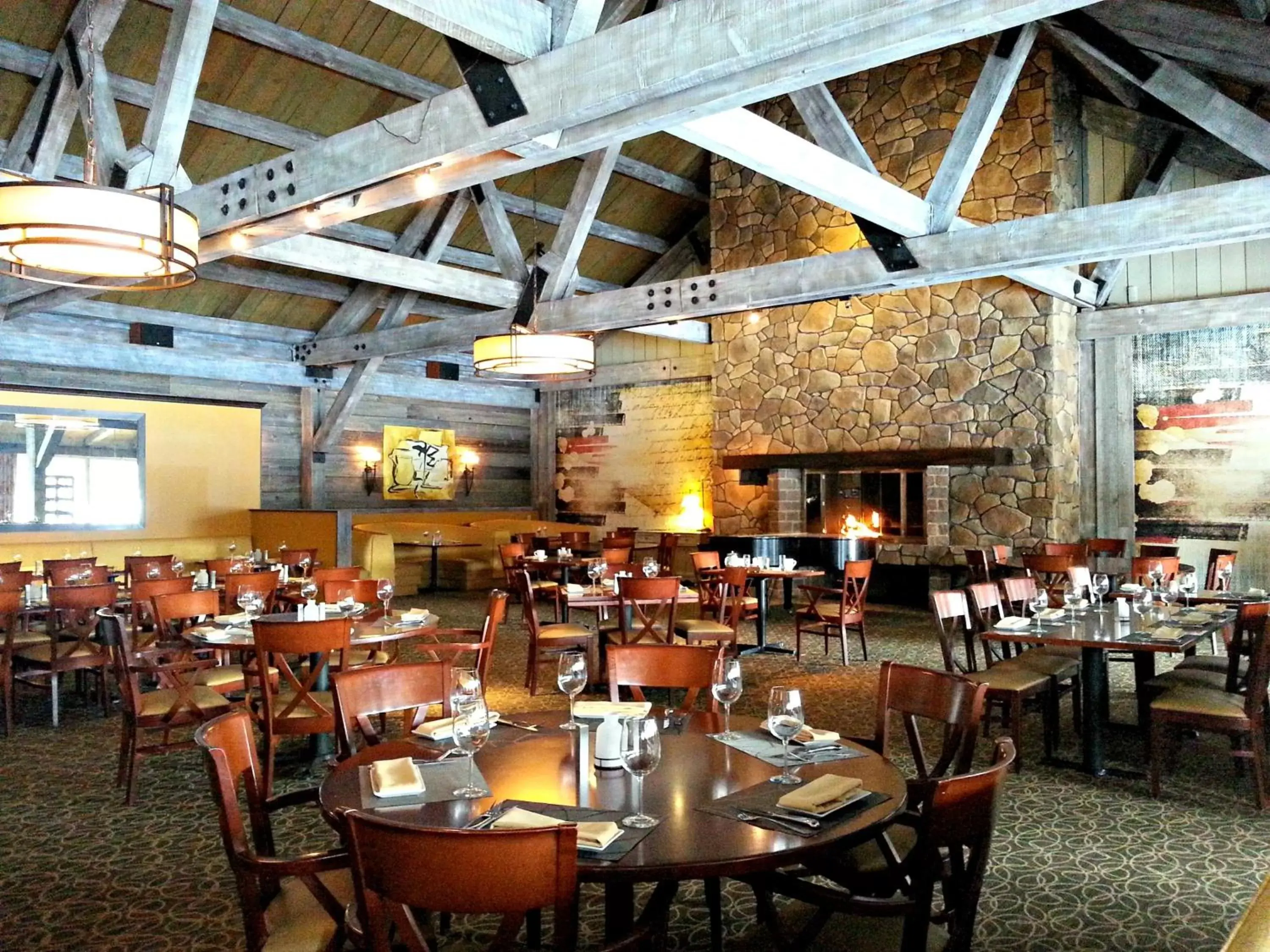 Restaurant/Places to Eat in The Abbey Resort