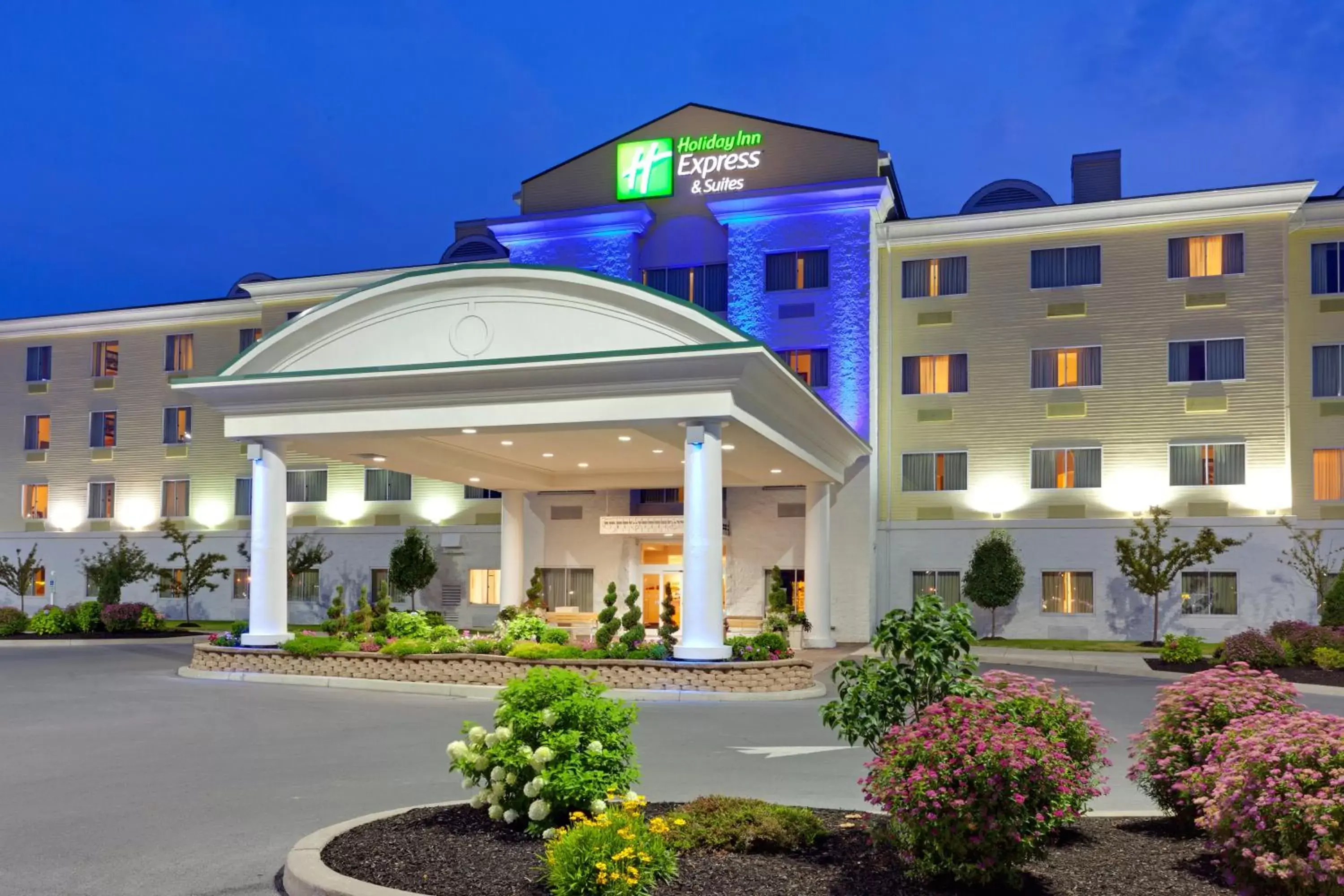 Property Building in Holiday Inn Express Hotel & Suites Watertown - Thousand Islands, an IHG Hotel