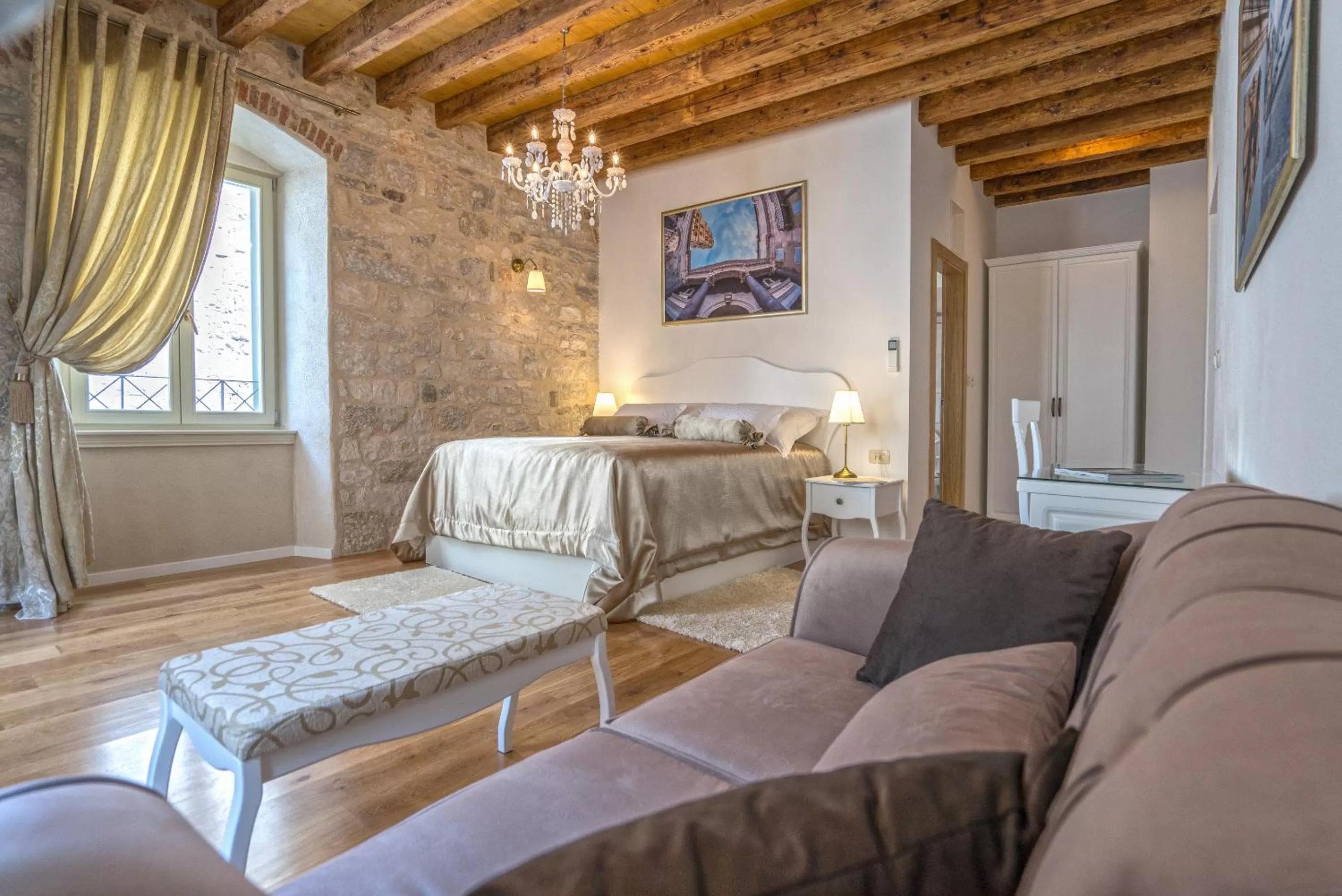 Seating area, Bed in Villa Split Heritage Hotel