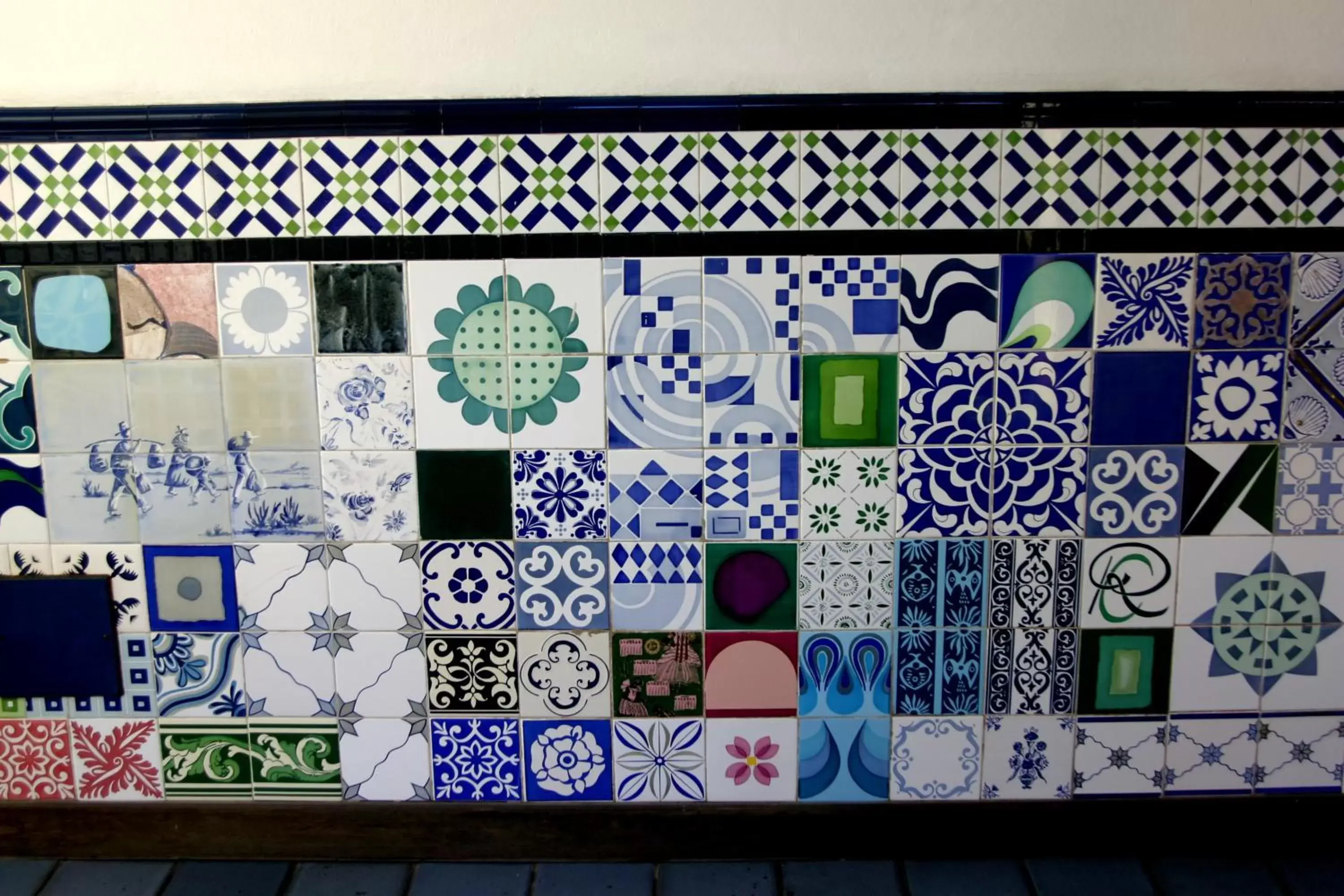 Decorative detail, Floor Plan in Hotel Catharina Paraguaçu