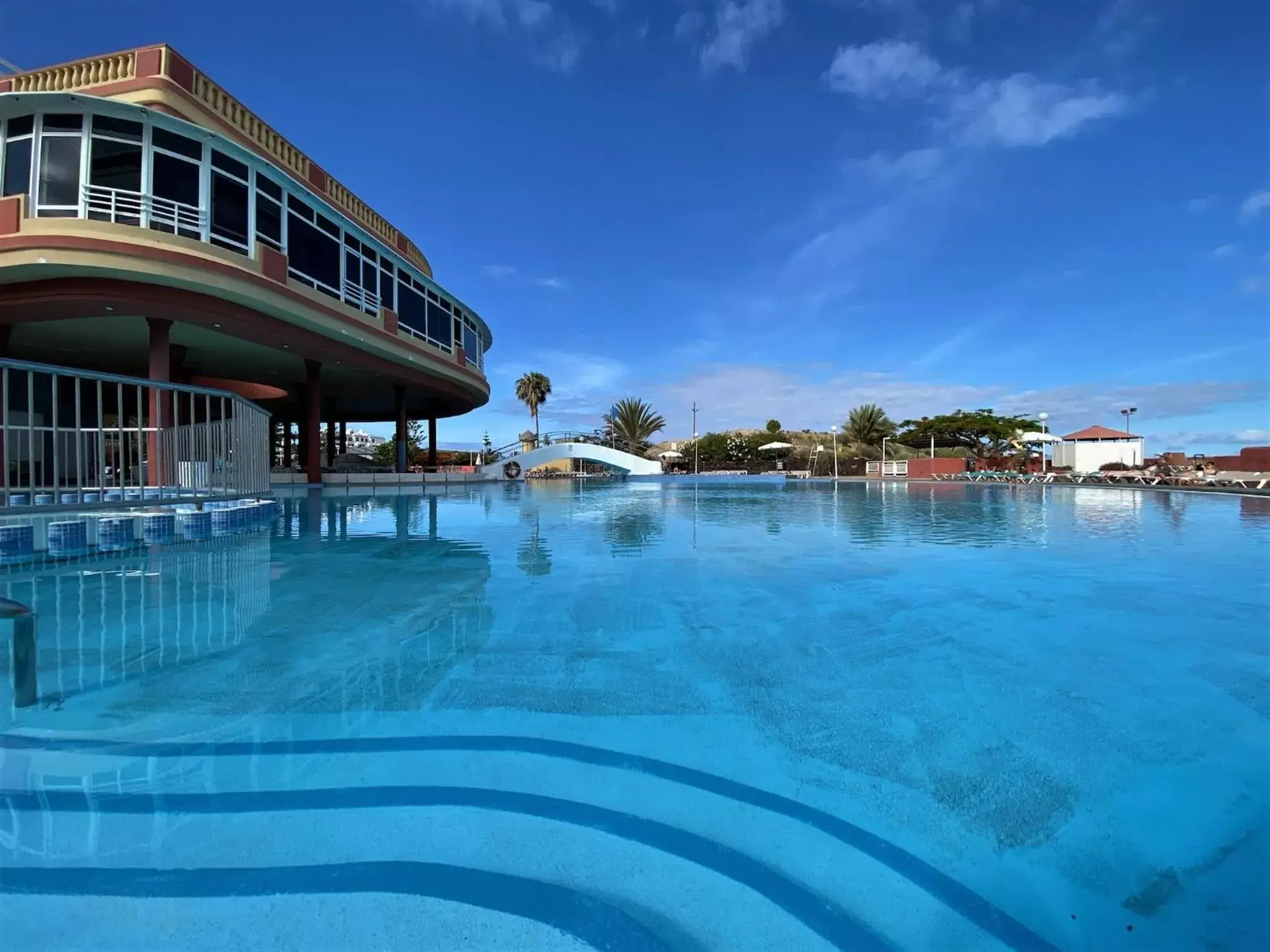 Swimming Pool in Laguna Park 2