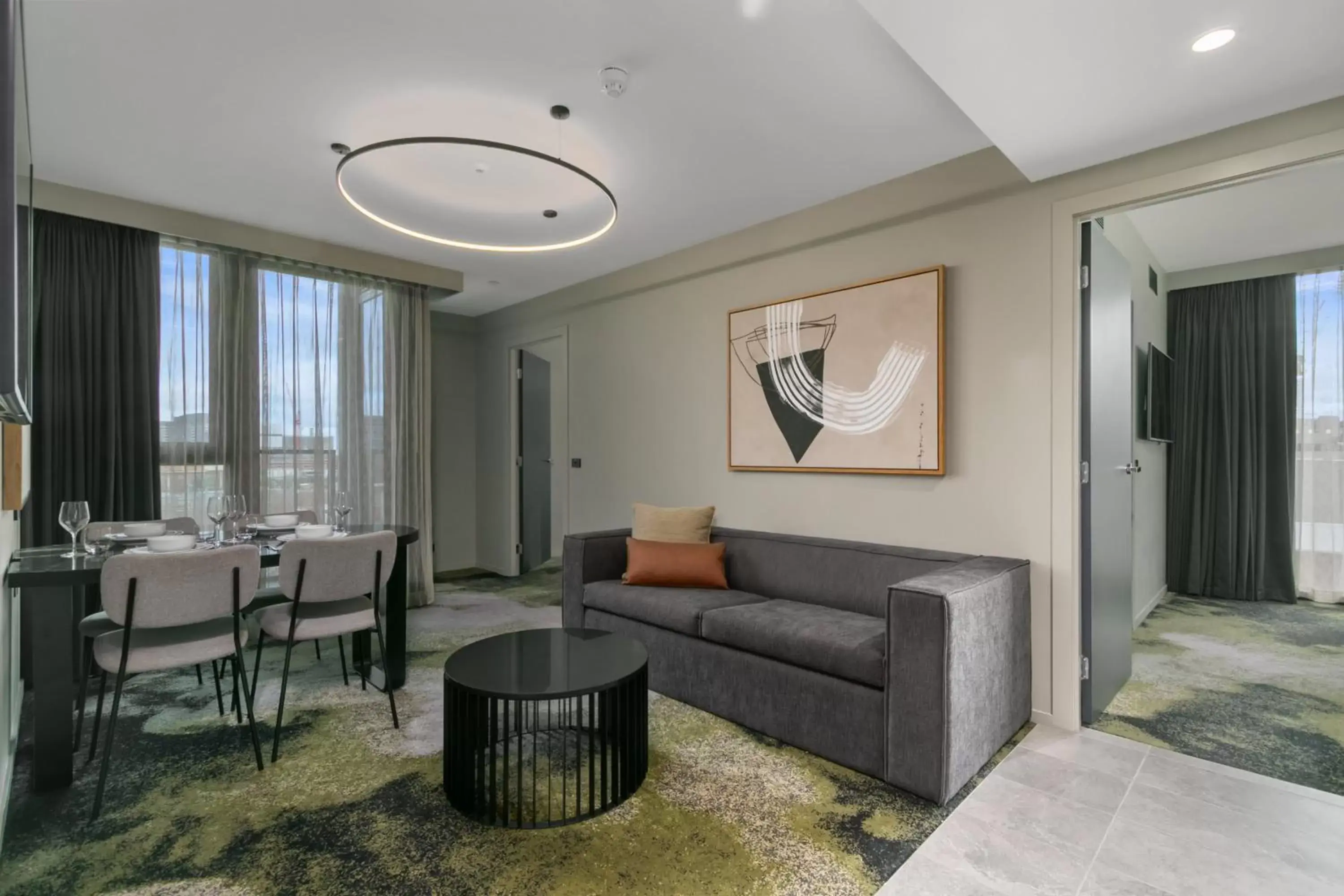 Living room, Seating Area in Melbourne City Apartment Hotel