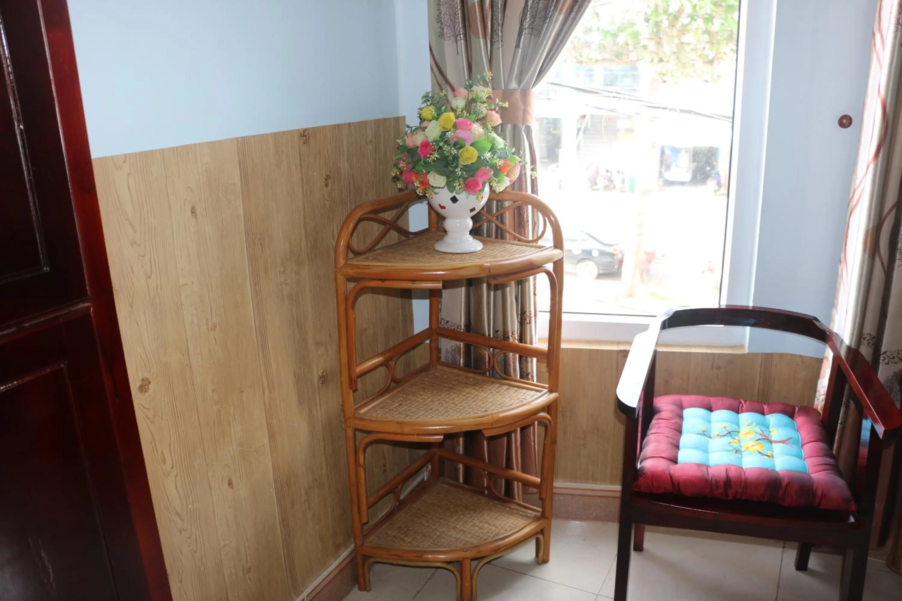 Seating area in Kim Long Hotel