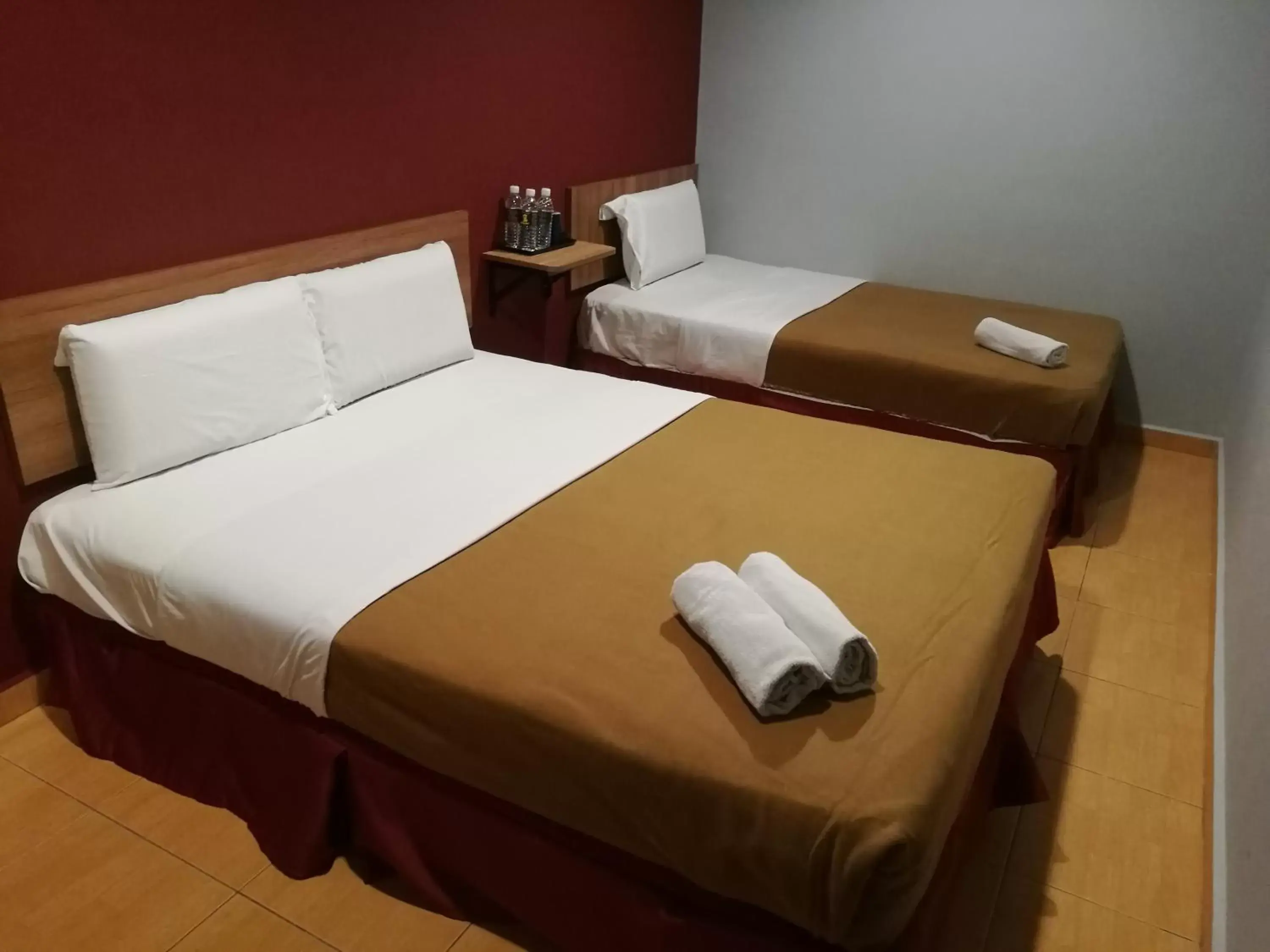 Bedroom, Bed in Grandpa Hotel Bedroom, Bed in Grandpa Hotel