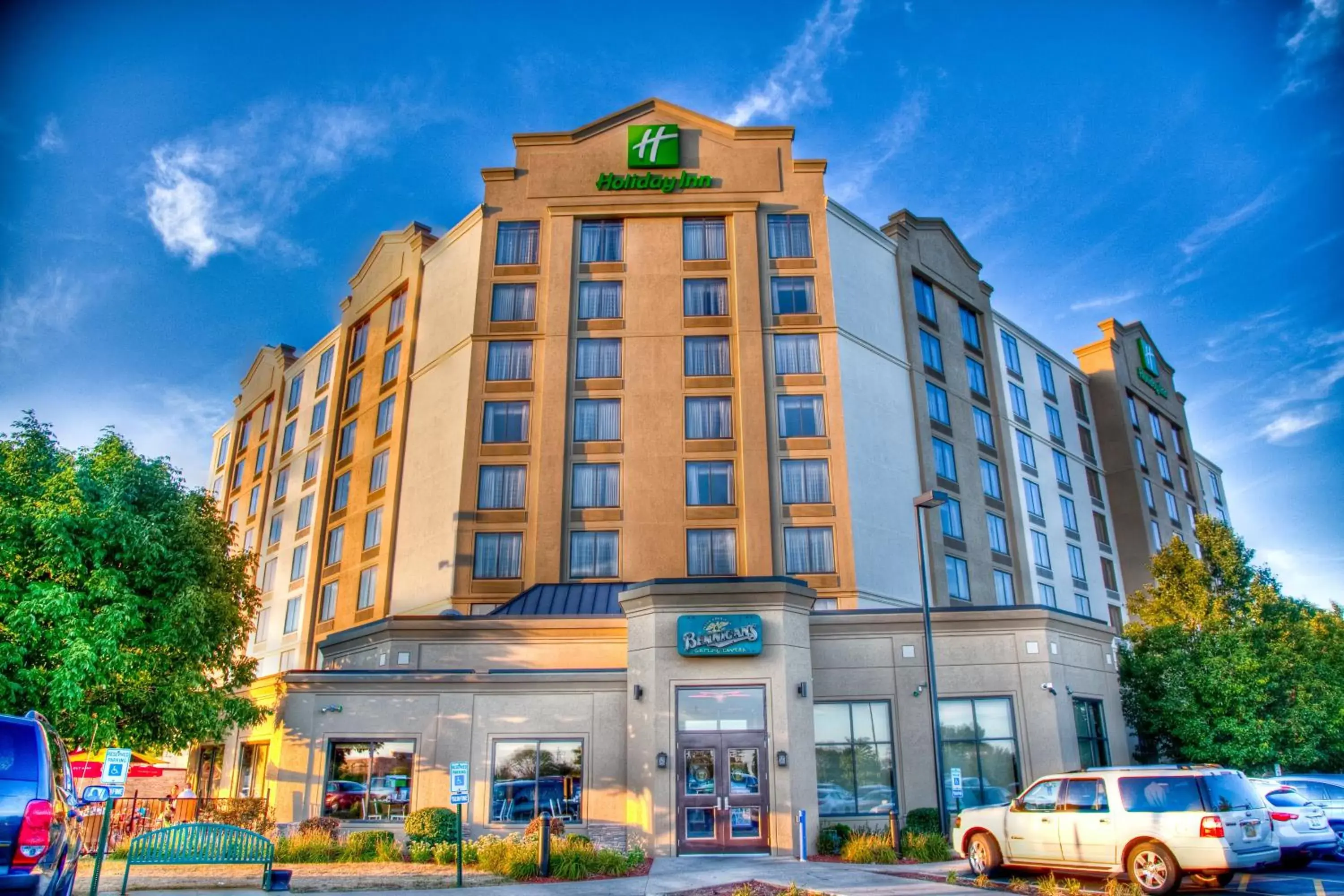 Property Building in Holiday Inn Hotel & Suites Chicago Northwest - Elgin, an IHG Hotel