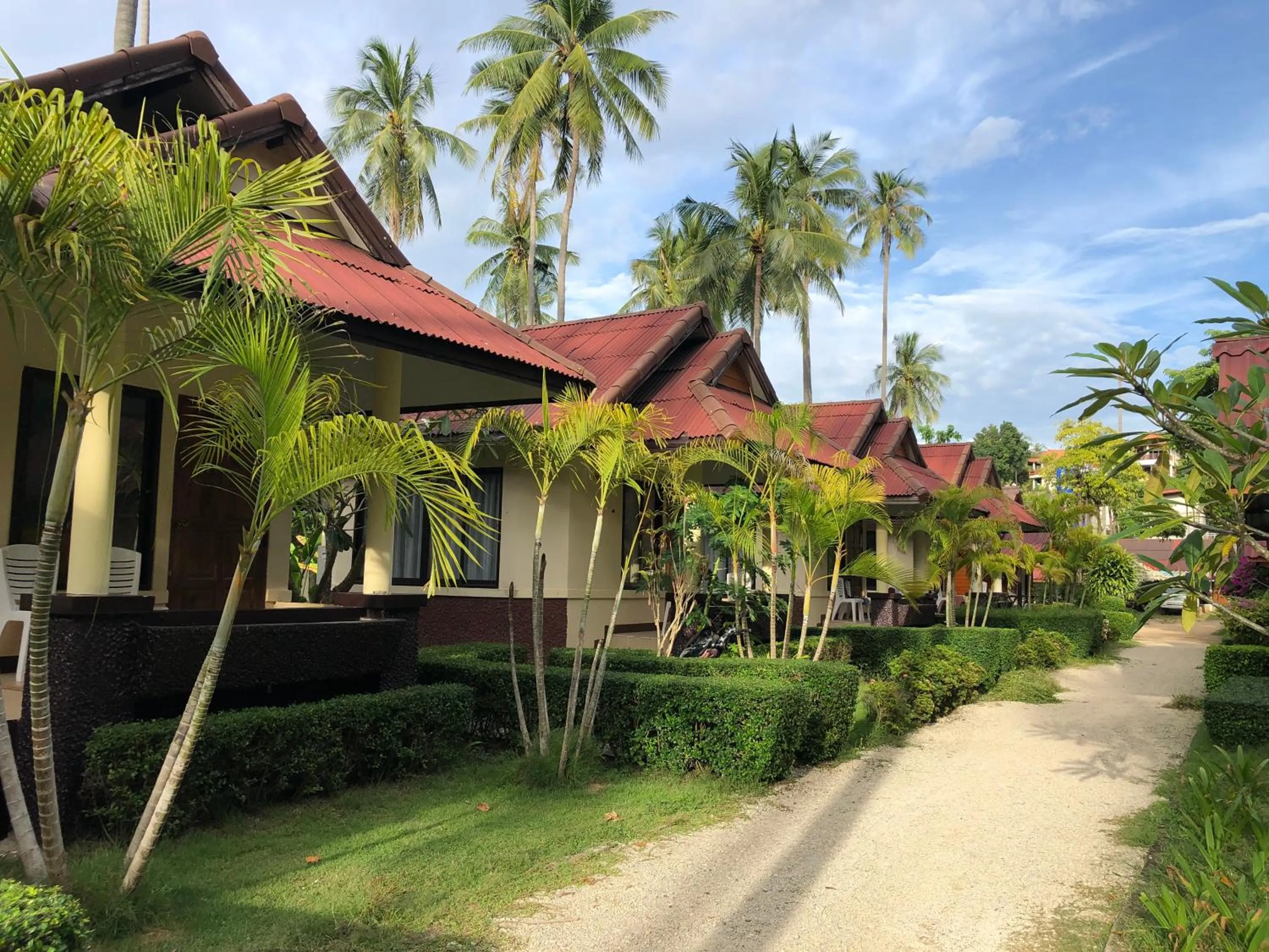 Moonwalk Lanta Resort