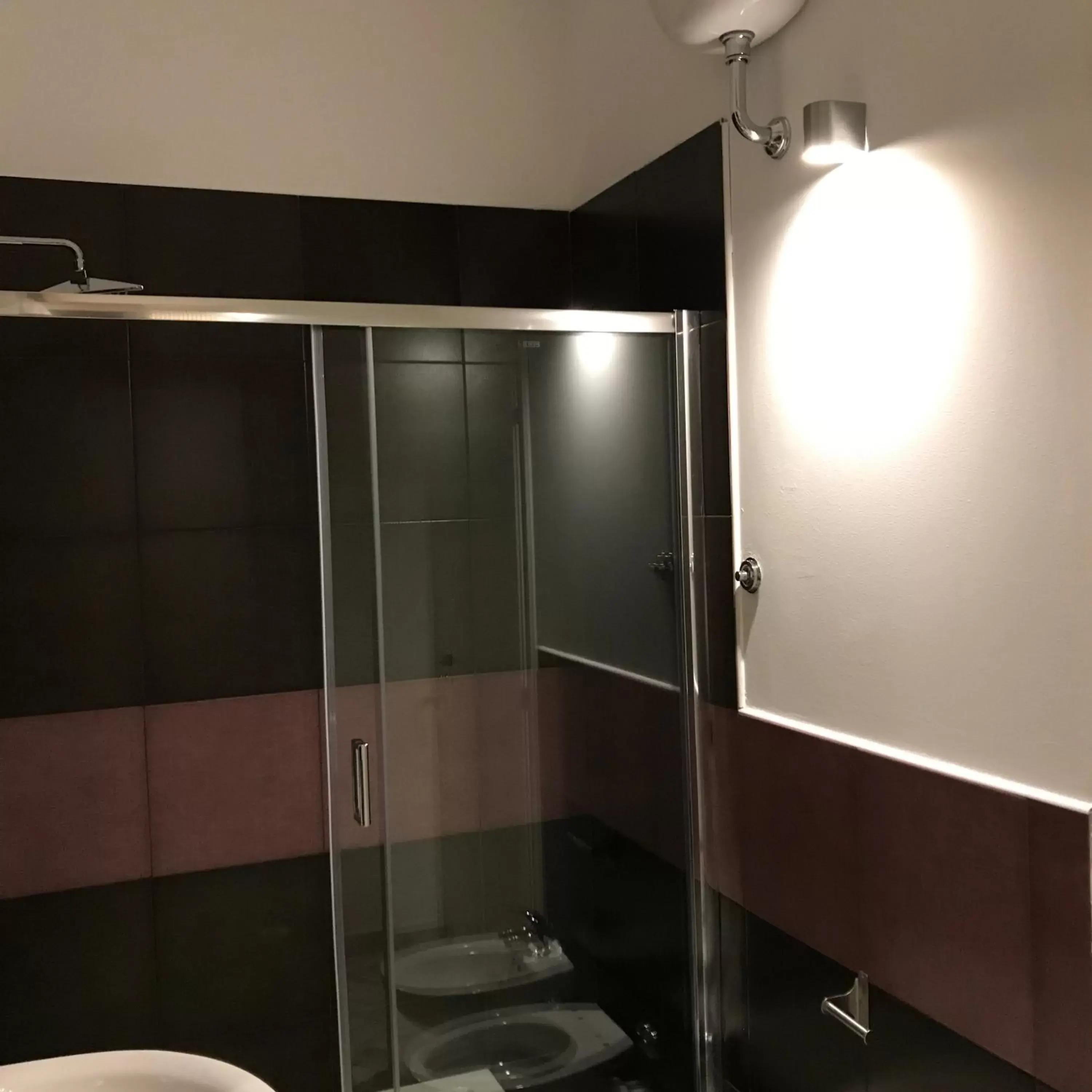 Bathroom in ROOM 110 BARI -guesthouse-