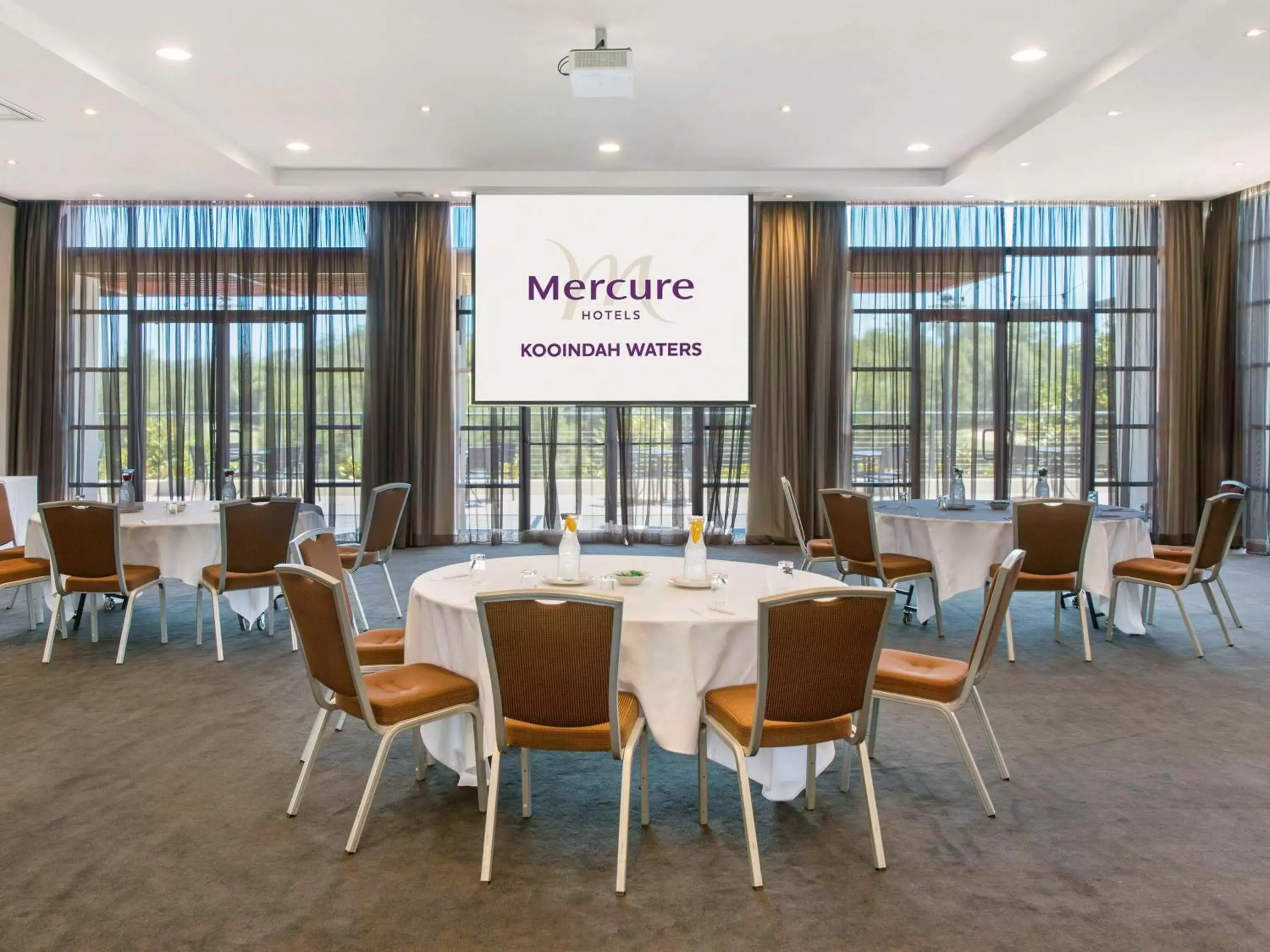 Business facilities, Restaurant/Places to Eat in Mercure Kooindah Waters Central Coast