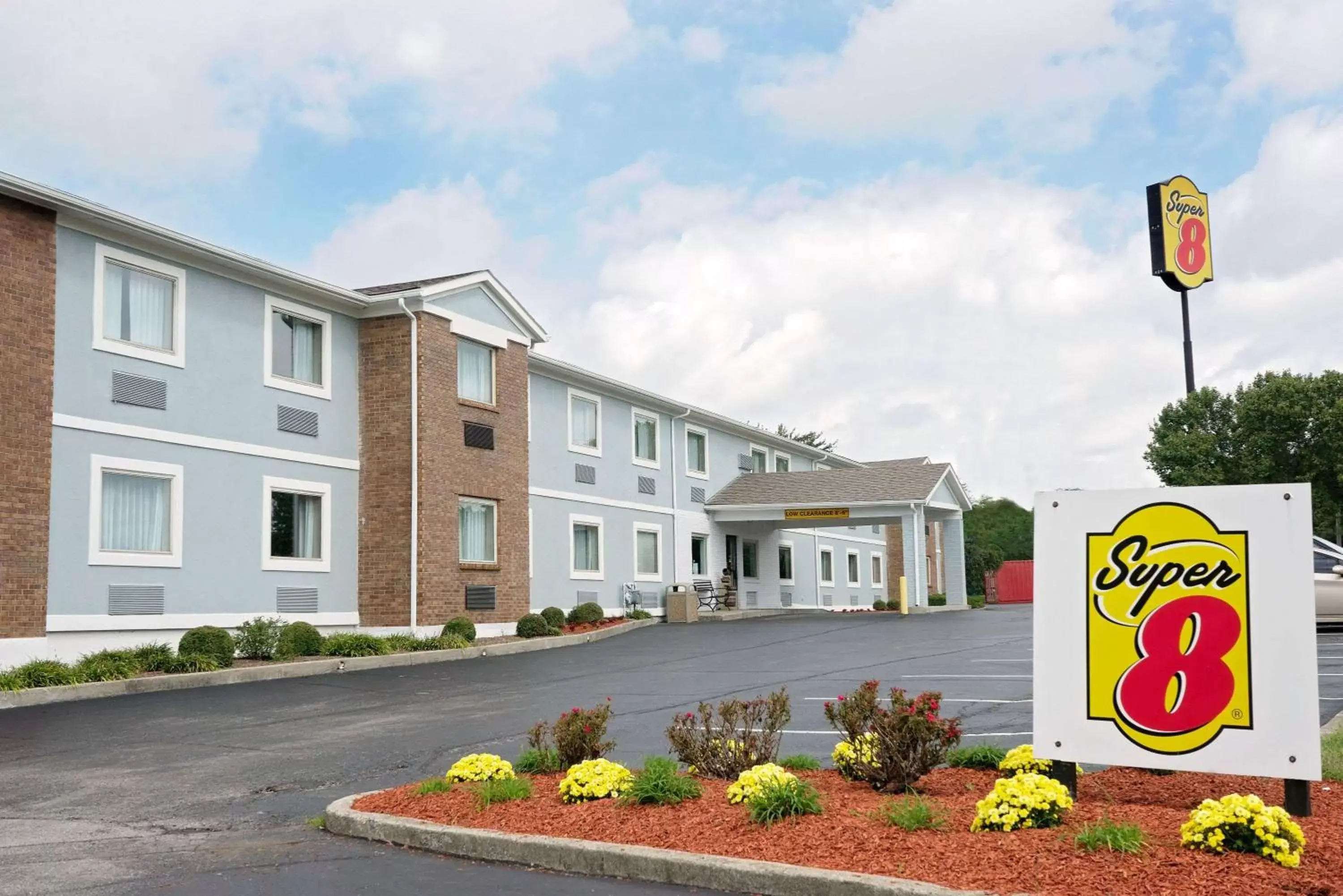 Property building in Super 8 by Wyndham Lexington Hamburg Area