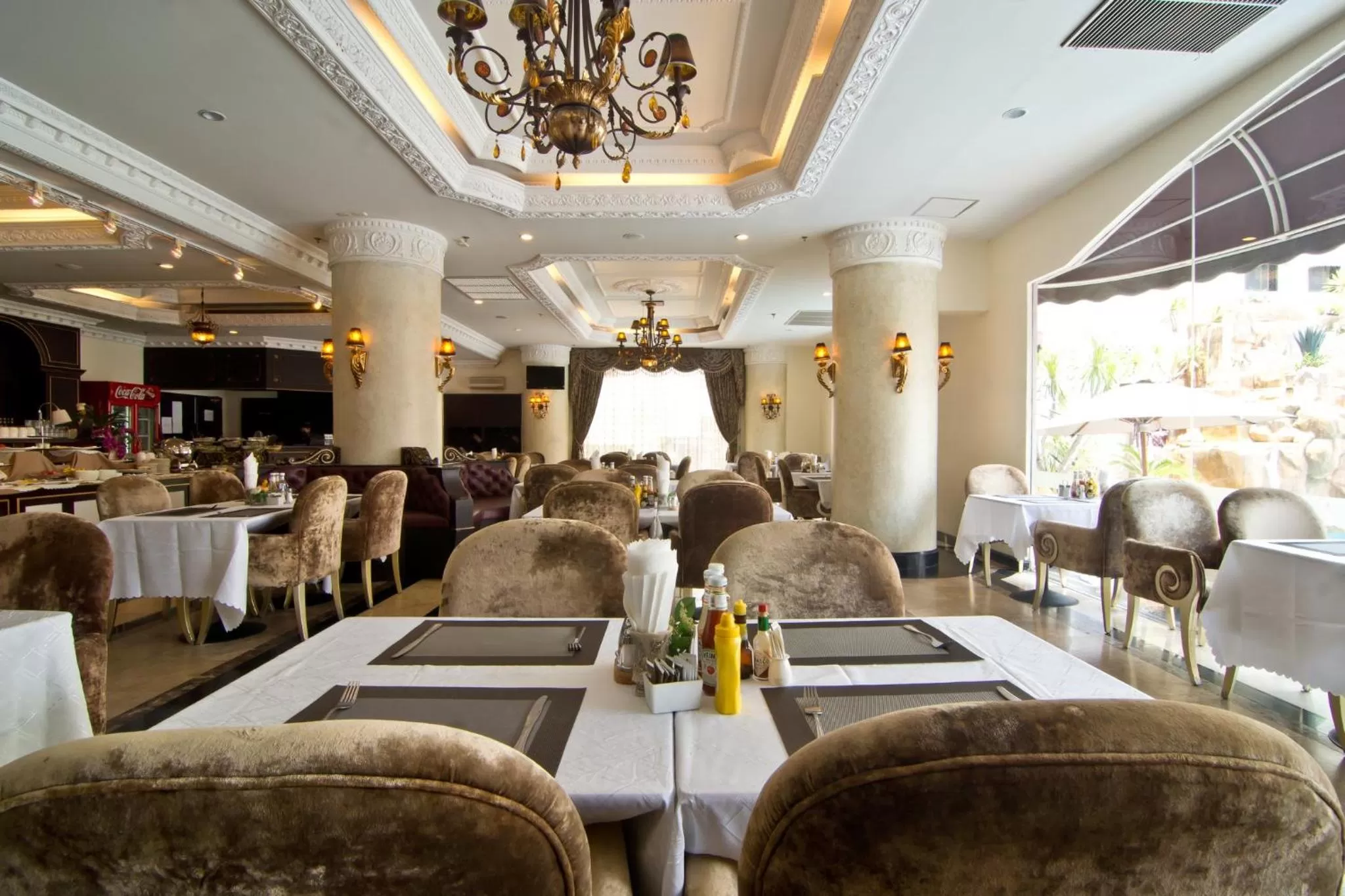 Dining area in LK Metropole (Junior Wing)