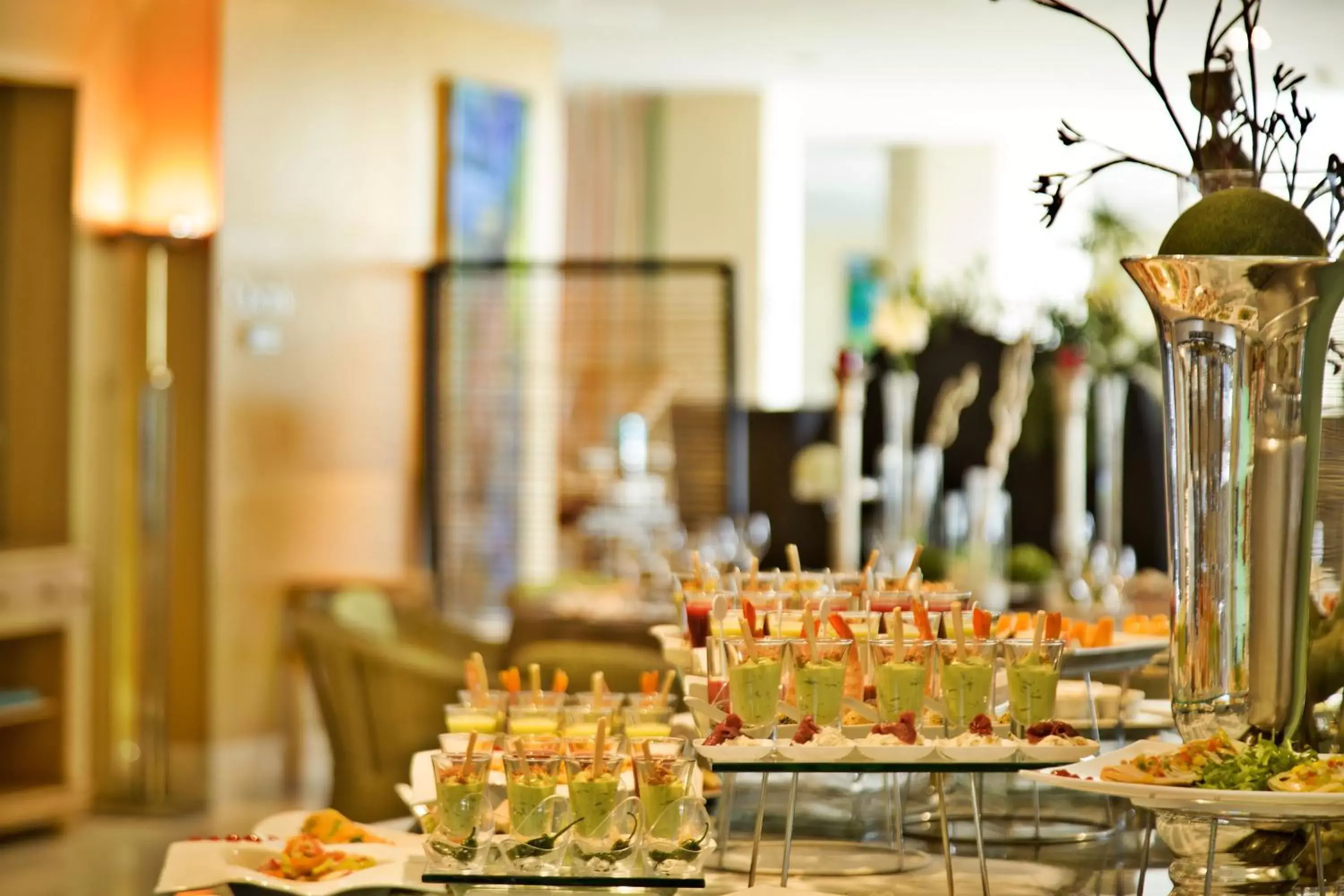 Food and drinks in Hotel Cascais Miragem Health & Spa