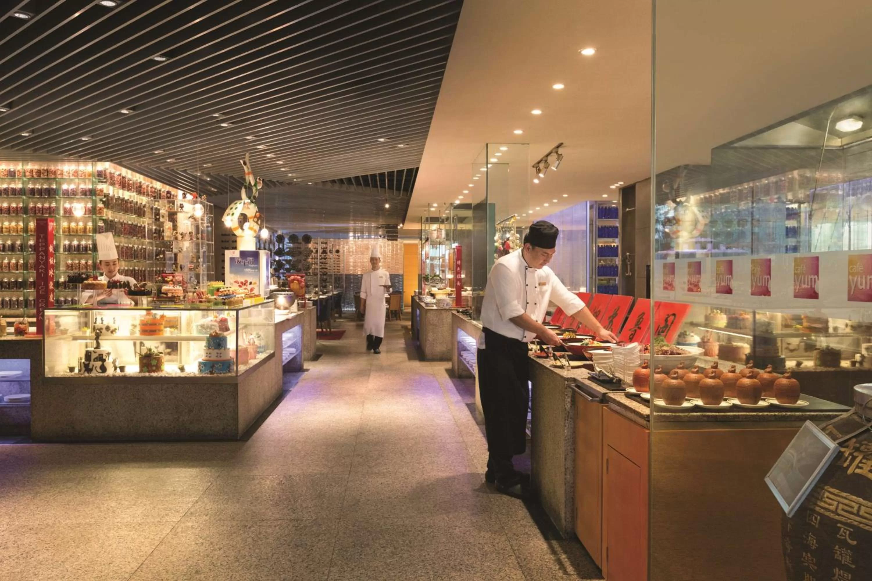 Restaurant/places to eat in Shangri-La Qingdao - May Fourth Square