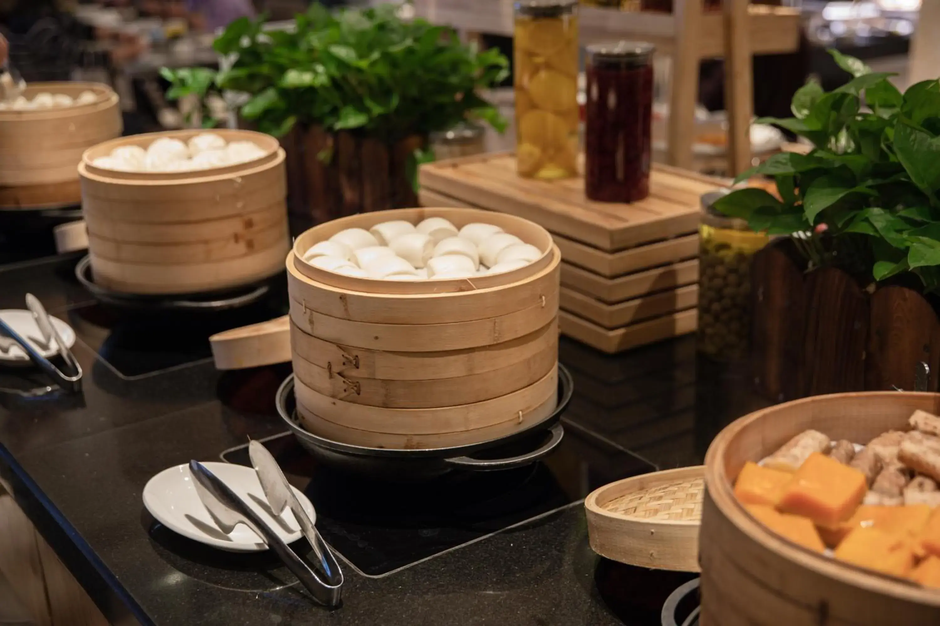 Food and drinks in Radisson Collection Hotel, Yangtze Shanghai