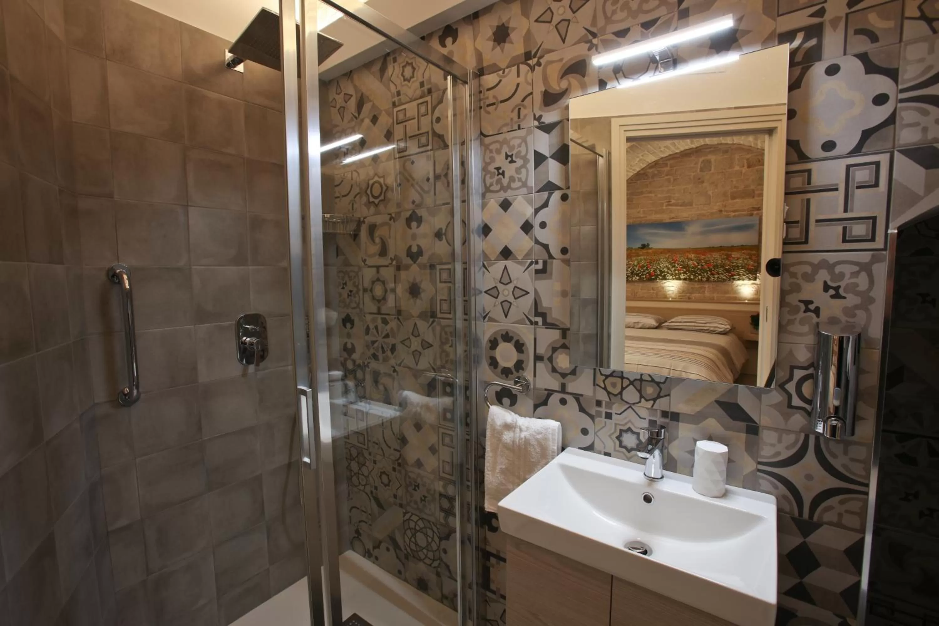 Shower in B&B Arco Caputi