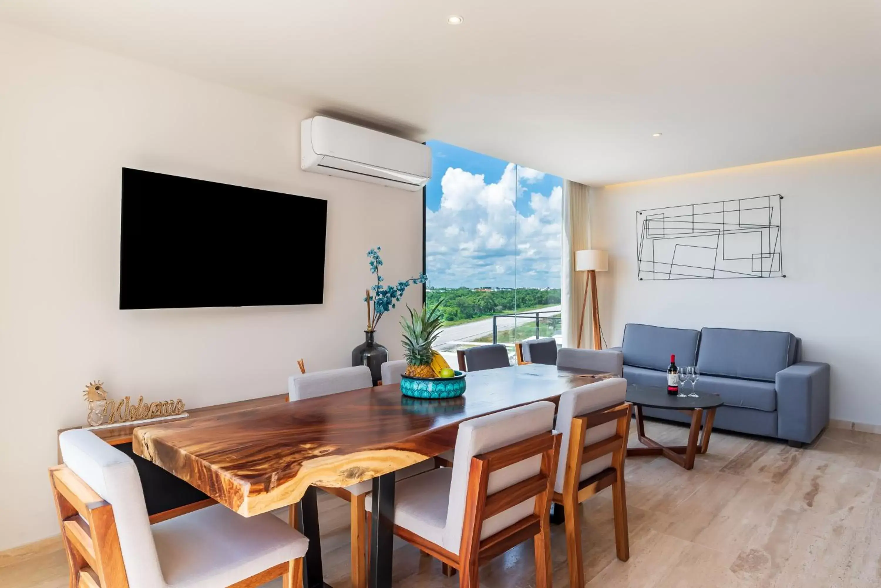 Dining Area in Kaab South Beach by The Spot Rentals