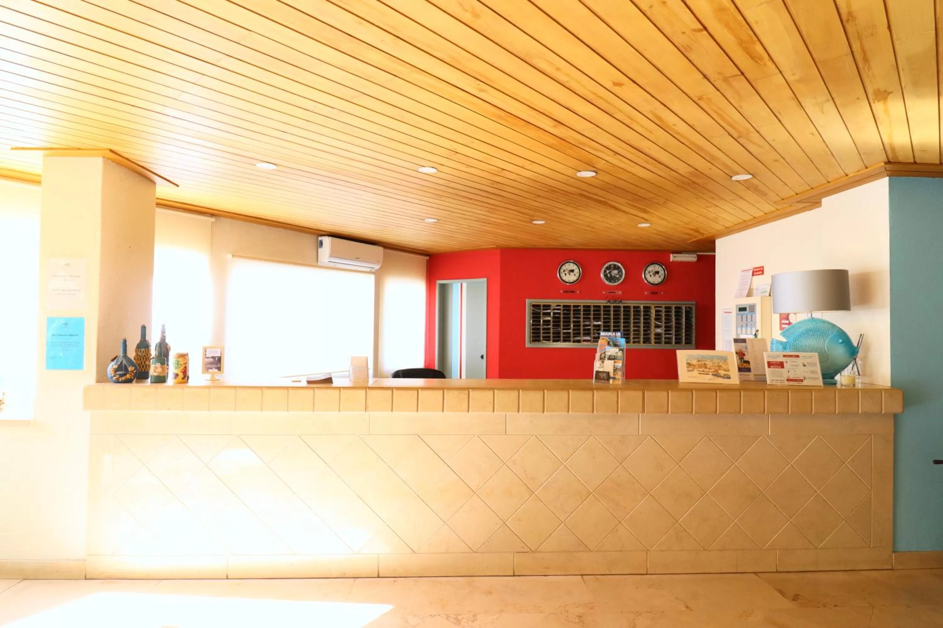 Property building, Lobby/Reception in Bellavista Jardim By BeGuest