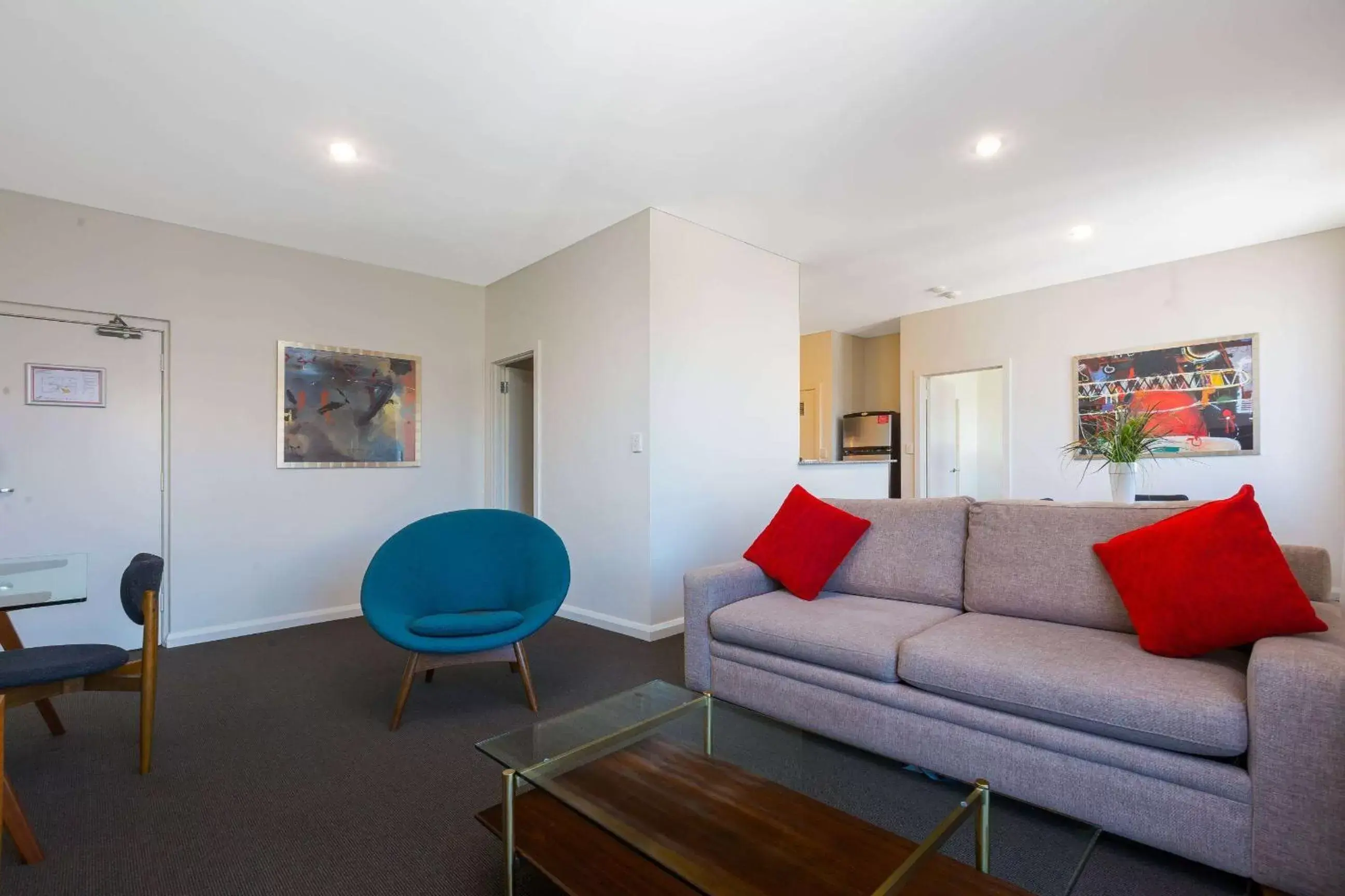 Photo of the whole room, Seating Area in Club Wyndham Perth, Trademark Collection by Wyndham