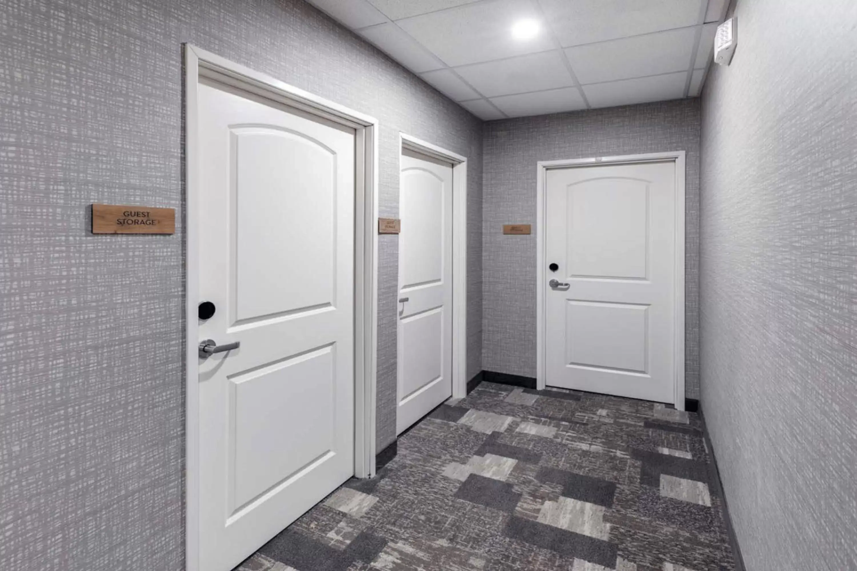 Lobby or reception in Staybridge Suites Waco South - Woodway by IHG Lobby or reception in Staybridge Suites Waco South - Woodway by IHG