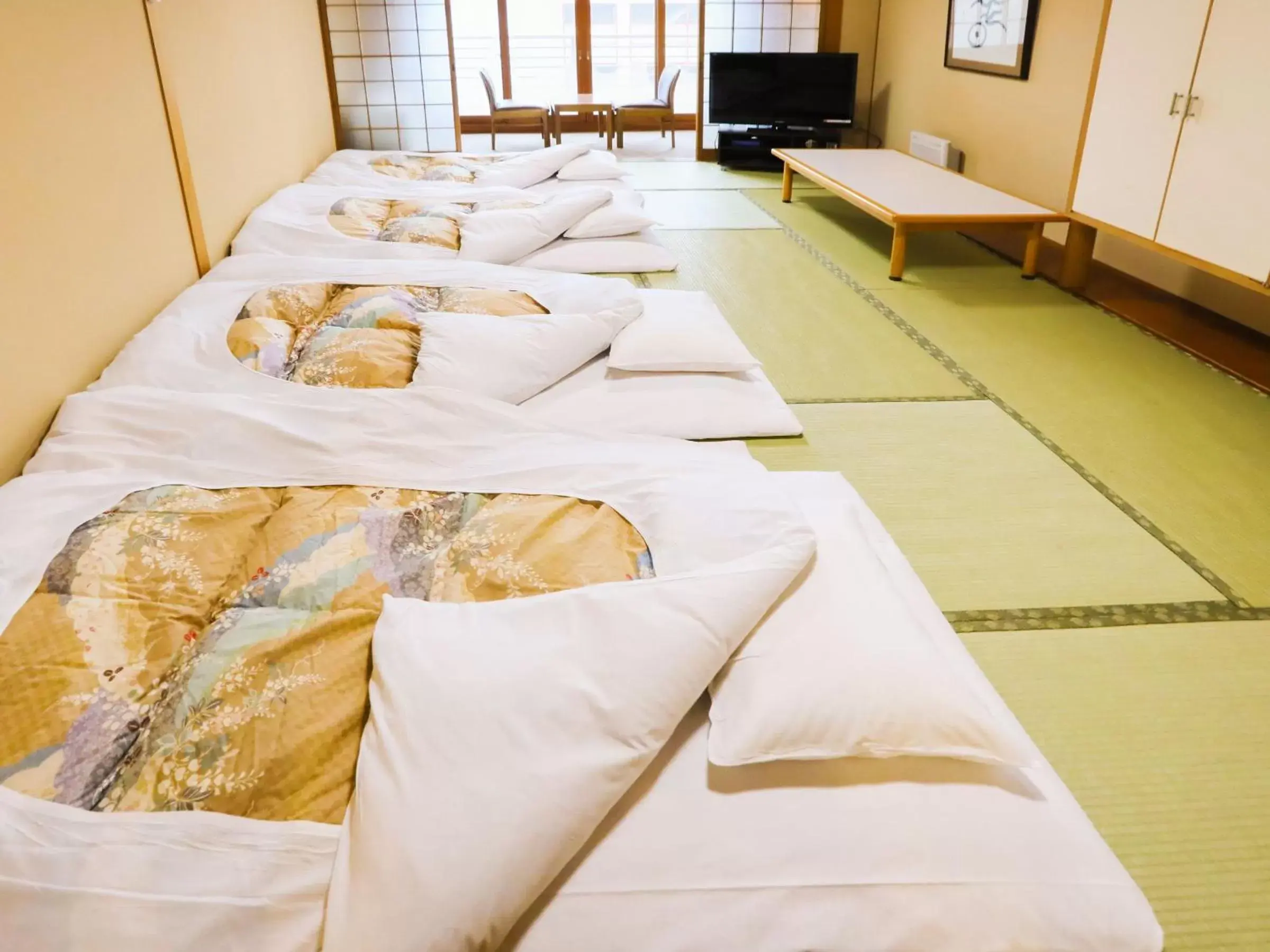 Photo of the whole room, Bed in APA Hotel Sapporo Susukino Ekinishi