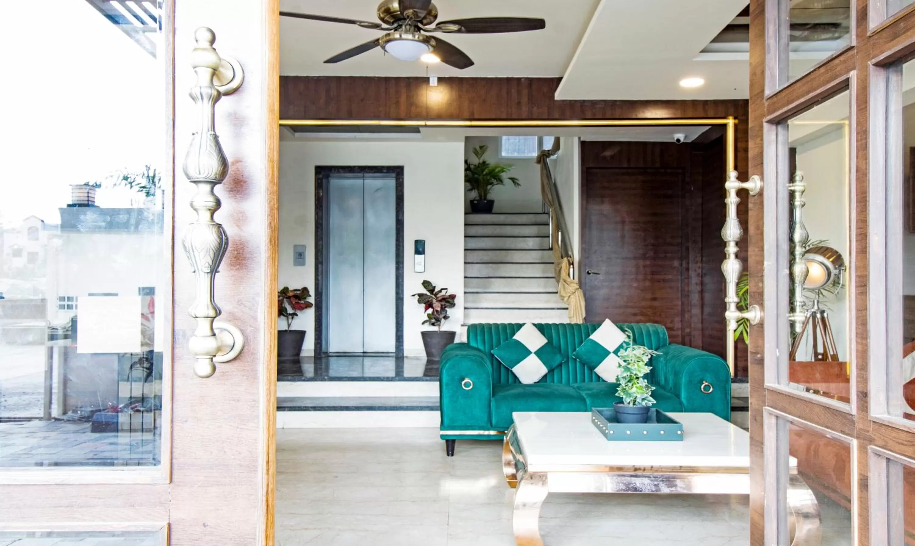 Seating area in Treebo Premium Median Inn