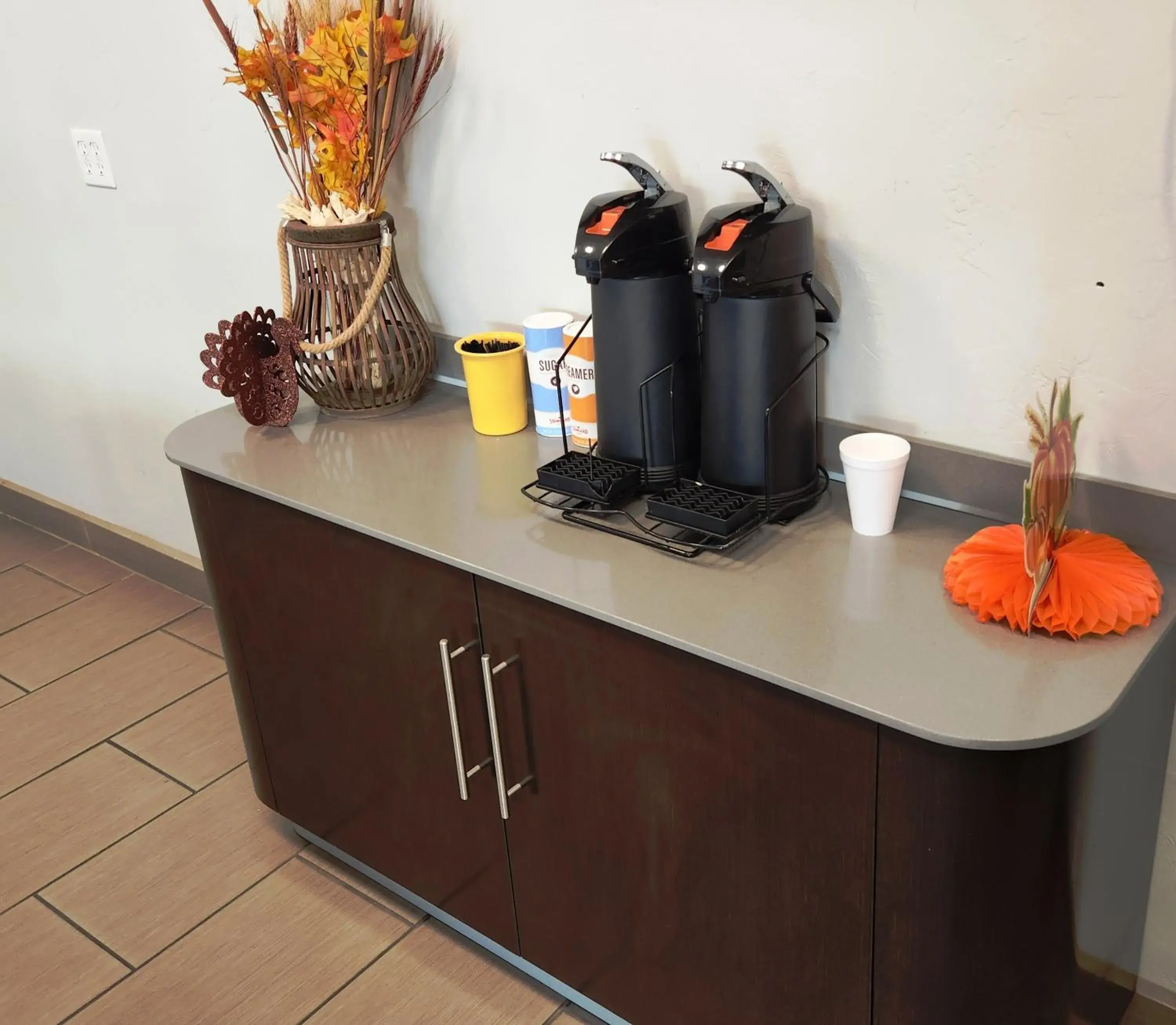 Coffee/tea facilities in Motel 6-Tucson, AZ-Downtown