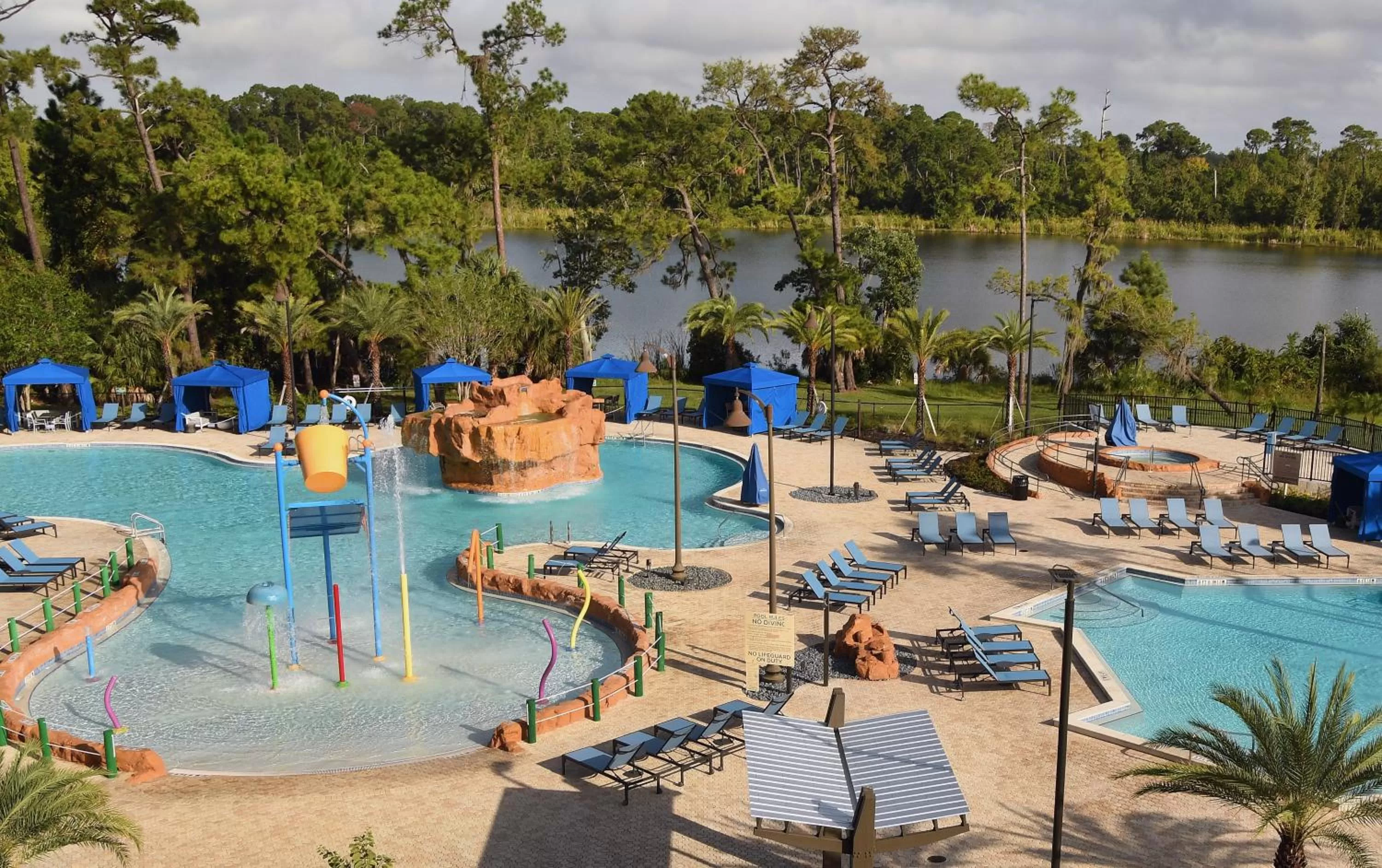 Swimming pool in Wyndham Garden Lake Buena Vista – Disney Springs® Area