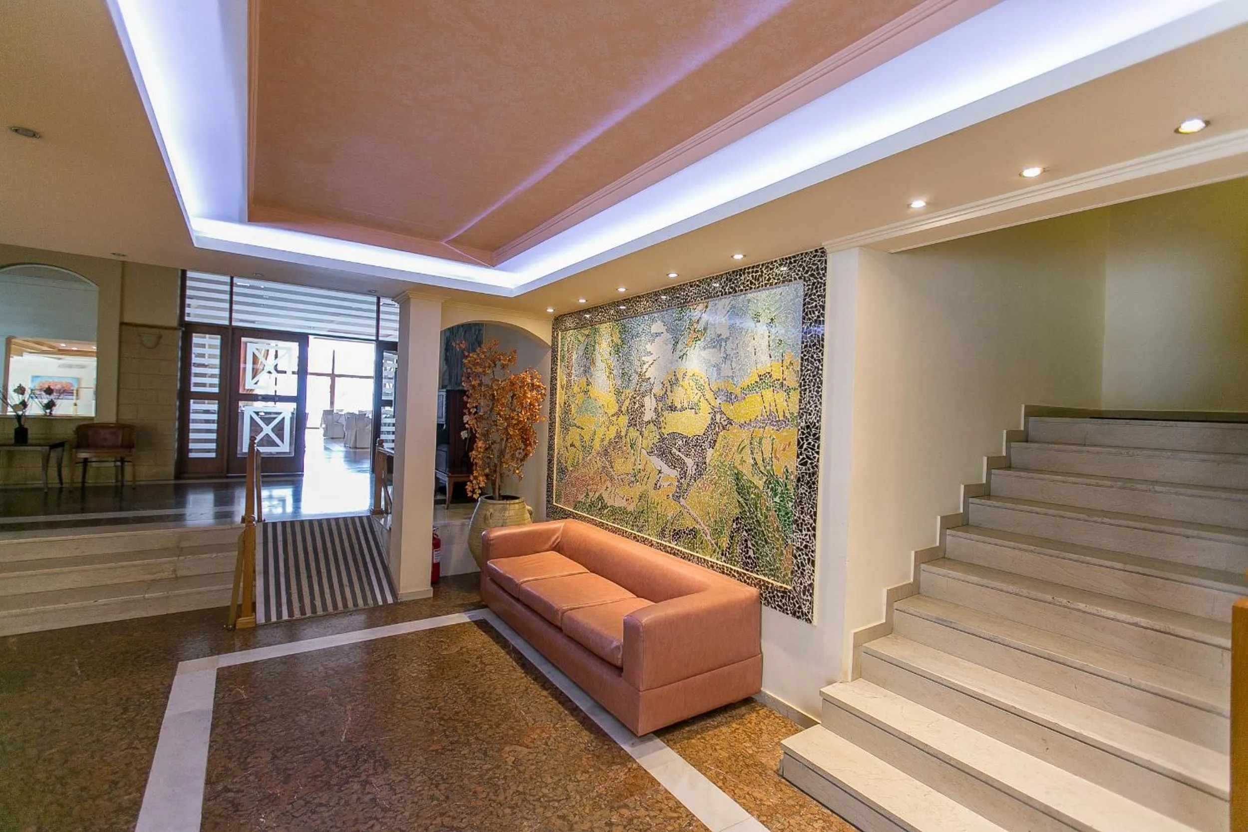 Lobby or reception in Tzaki hotel & restaurant Patras