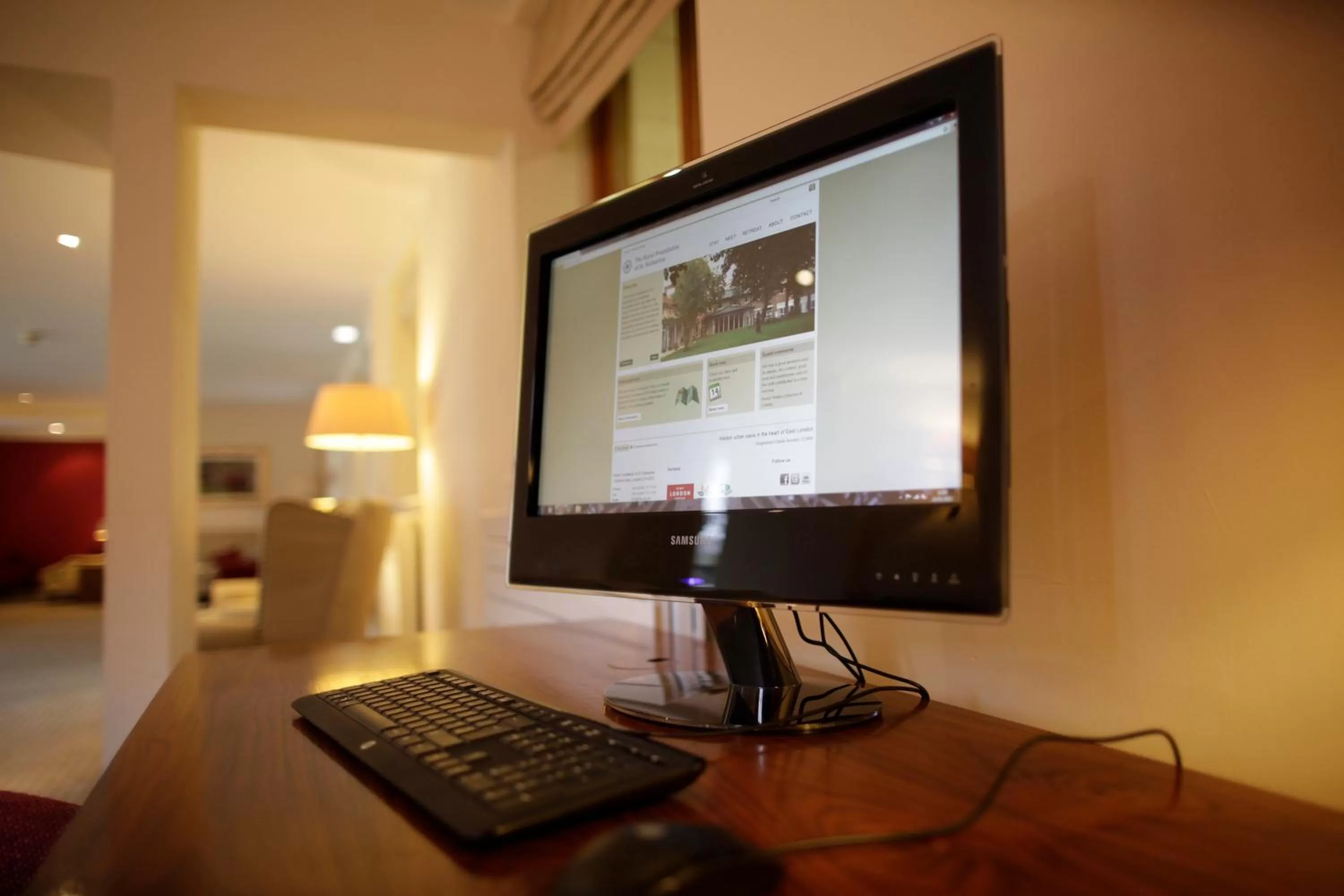 Other, Bed in The Royal Foundation of St Katharine
