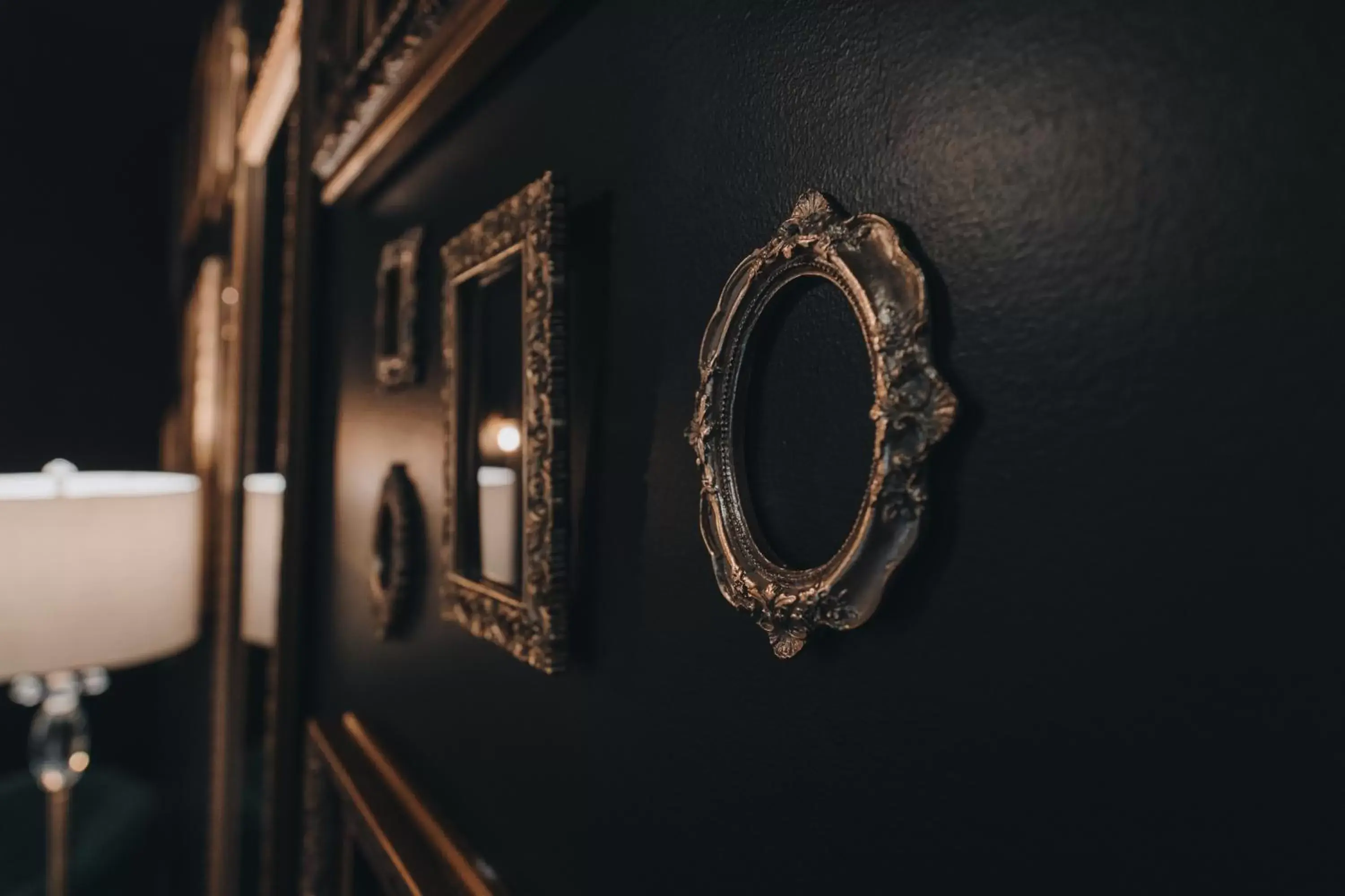 Decorative detail, Property Logo/Sign in The Chandler Hotel