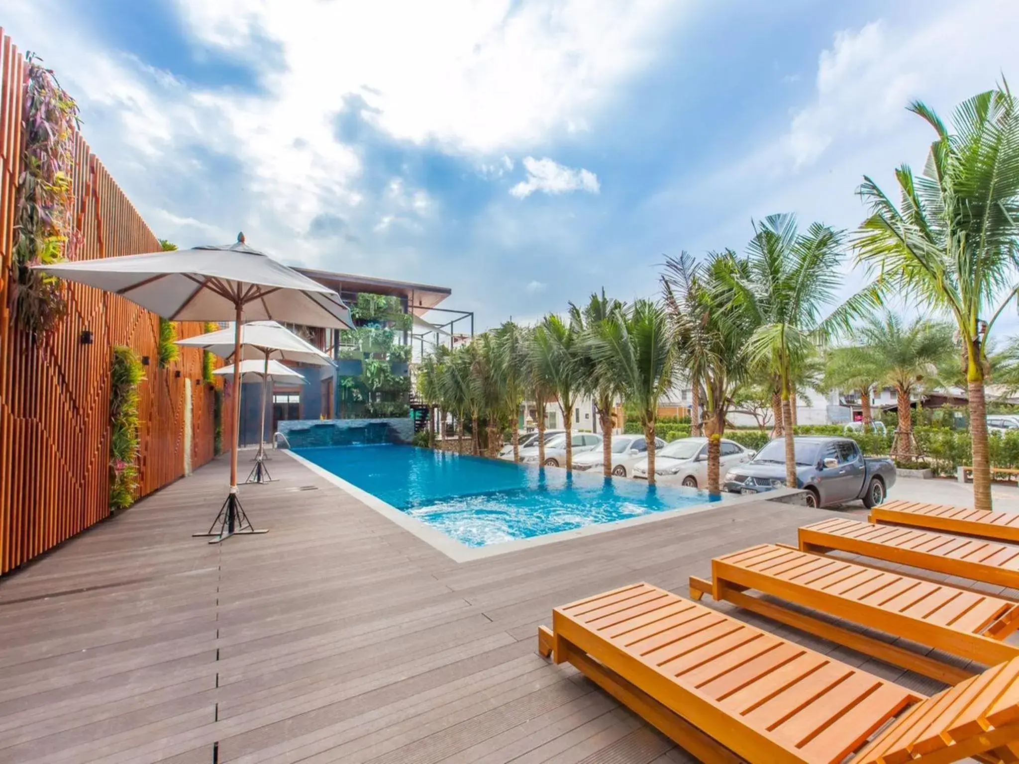 Property building, Swimming Pool in Loft Mania Boutique Hotel (SHA Extra Plus)