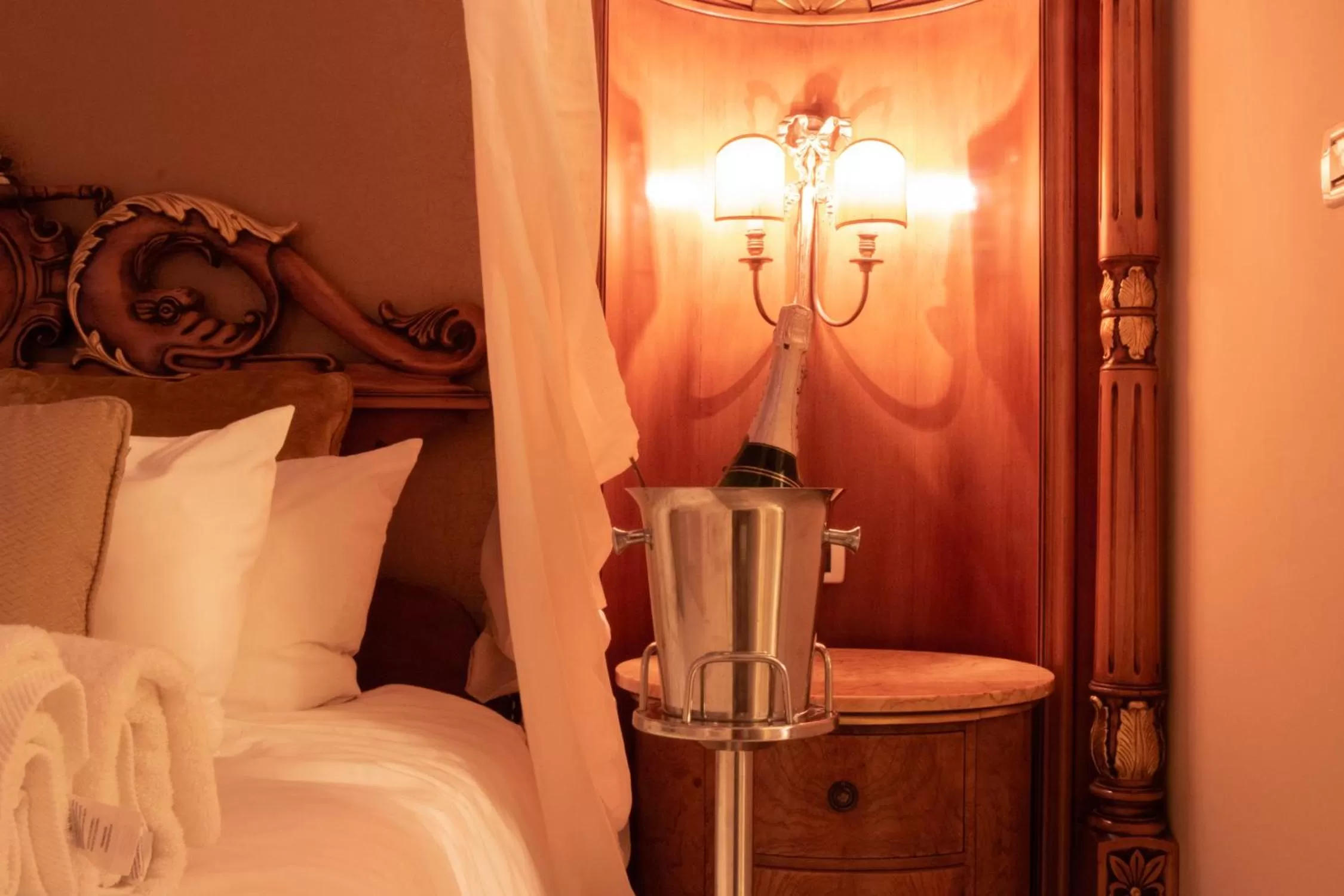 Bed in Villa Palma Boutique Hotel