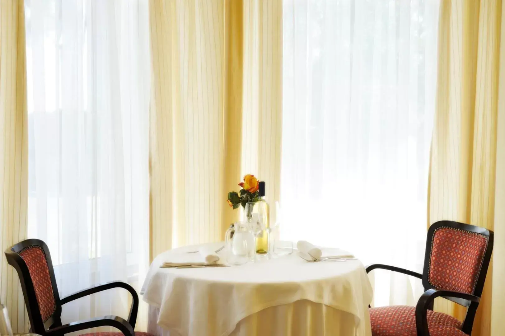 Restaurant/Places to Eat in Grand Hotel Mediterranee