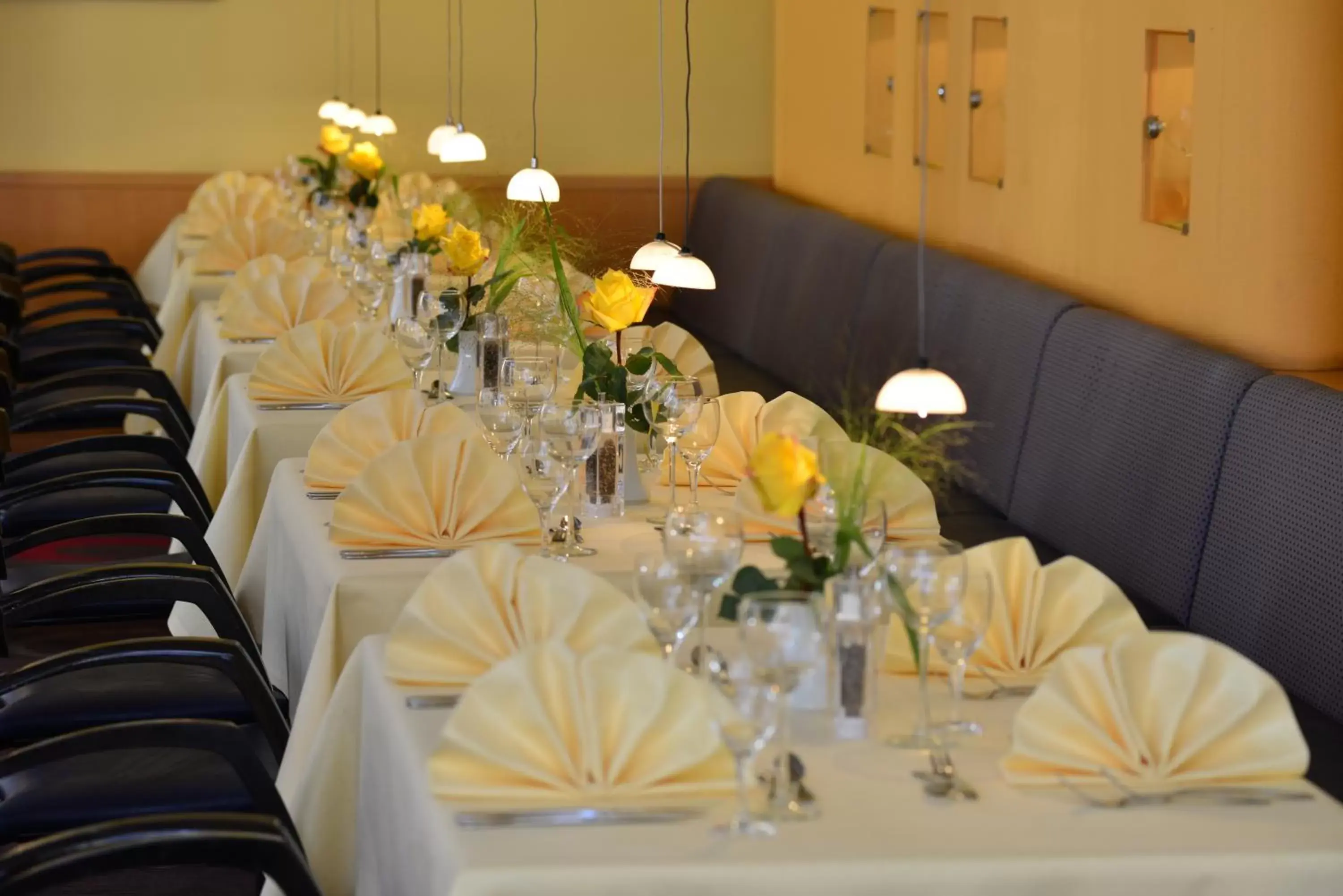 Restaurant/places to eat, Banquet Facilities in ACHAT Hotel Lüneburger Heide