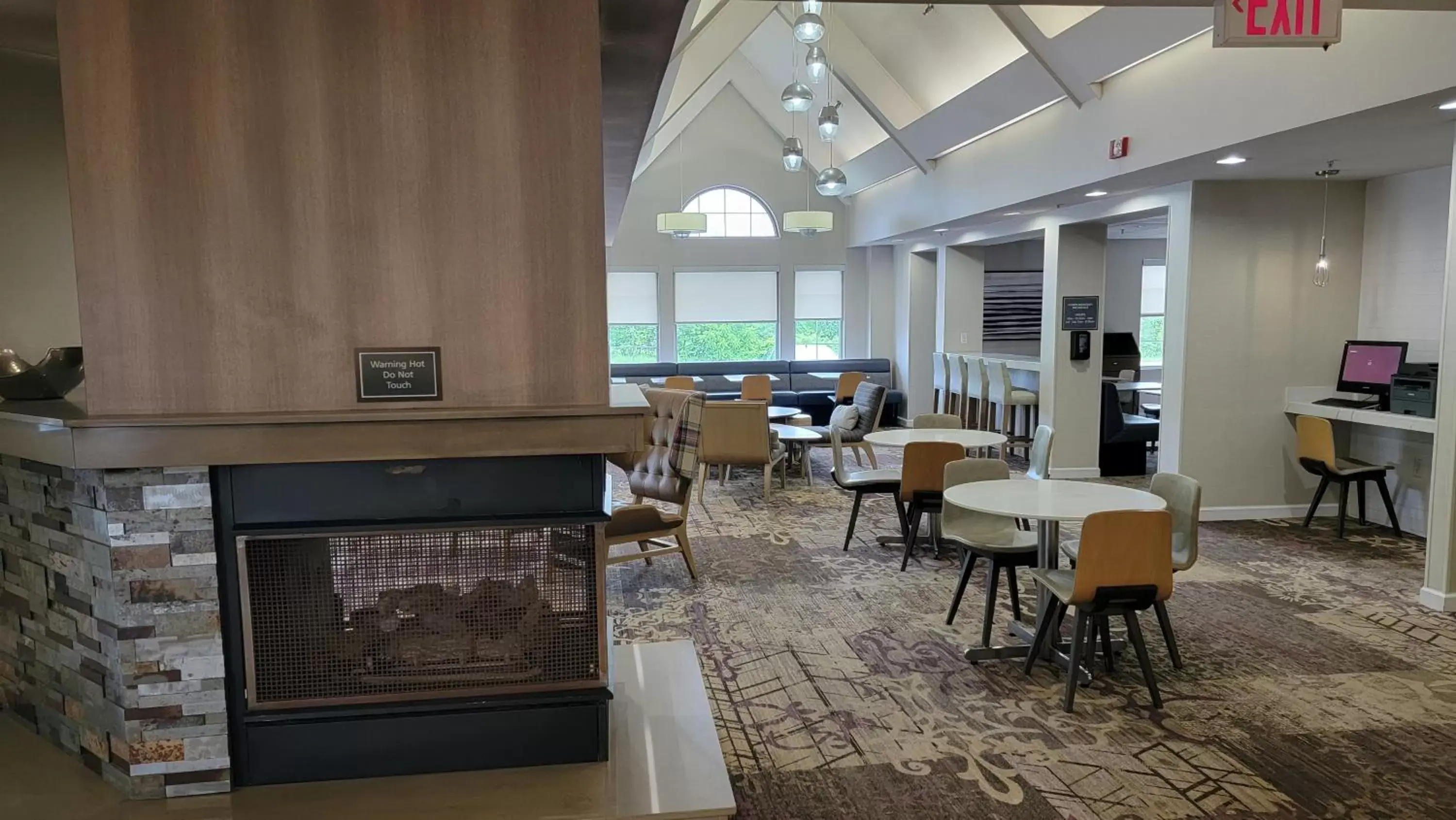 Lobby or reception, Restaurant/Places to Eat in Residence Inn Kansas City Independence