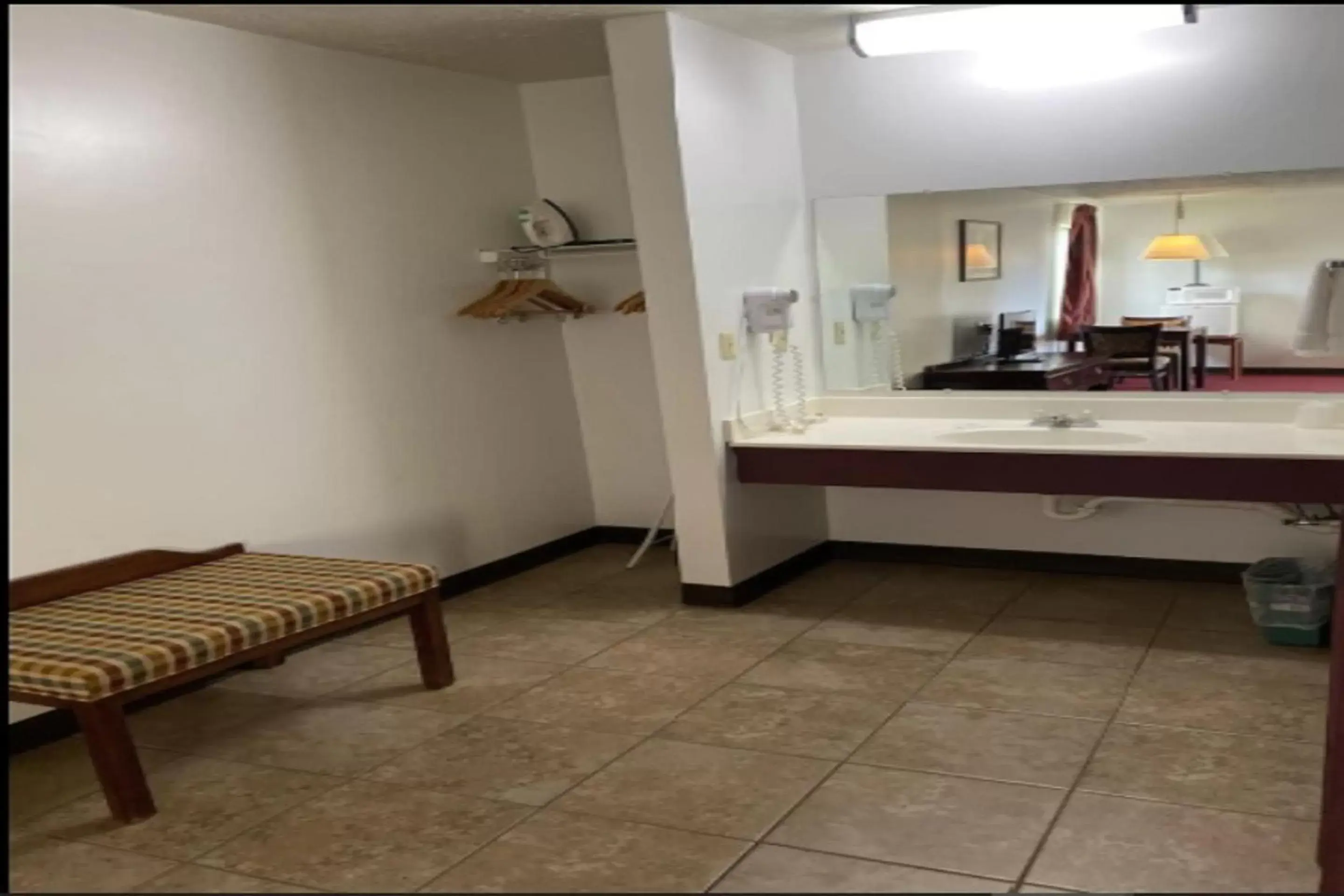 Area and facilities, Bathroom in royal inn