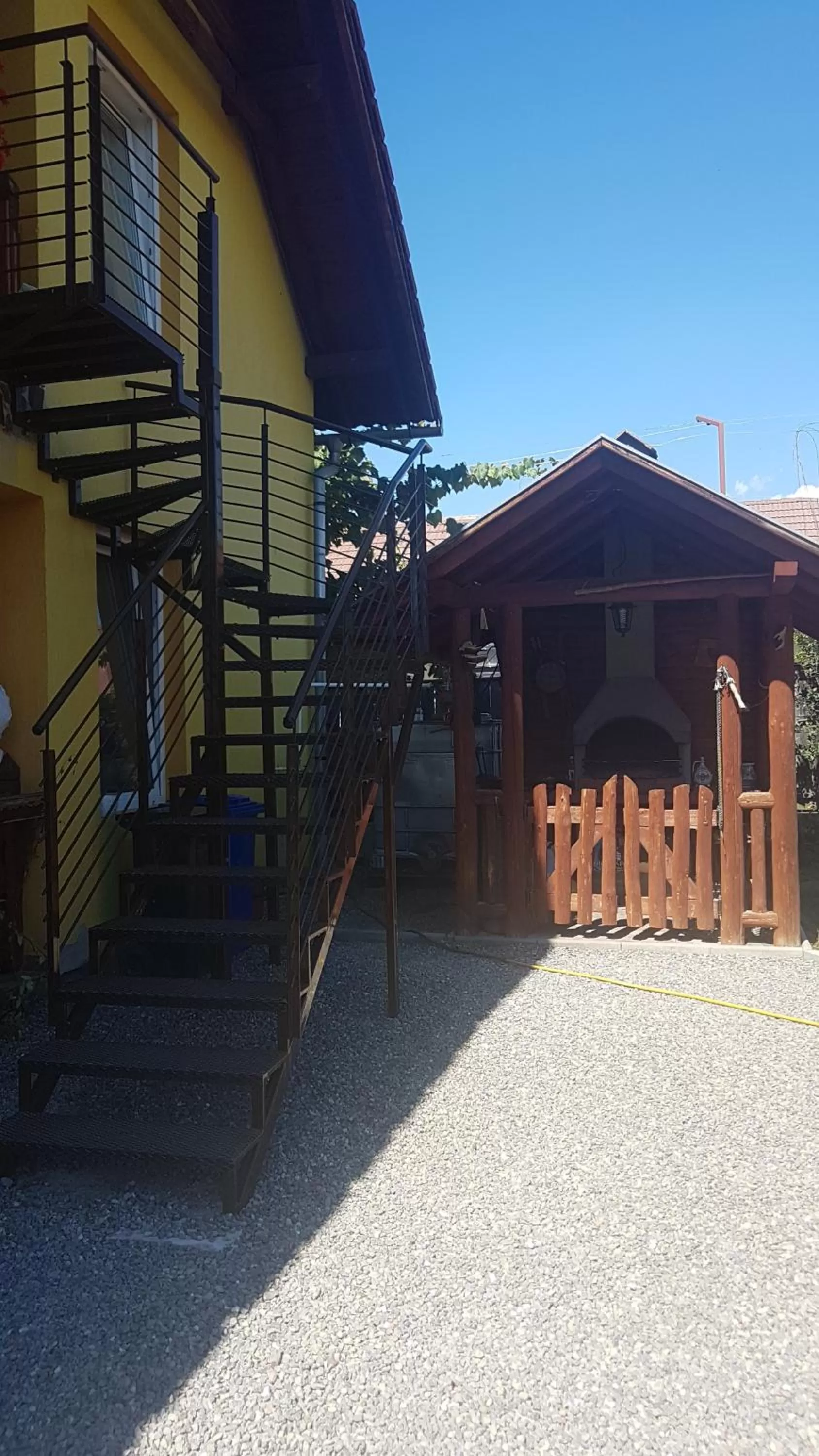 Facade/entrance, Property Building in Hazanéző Panzió