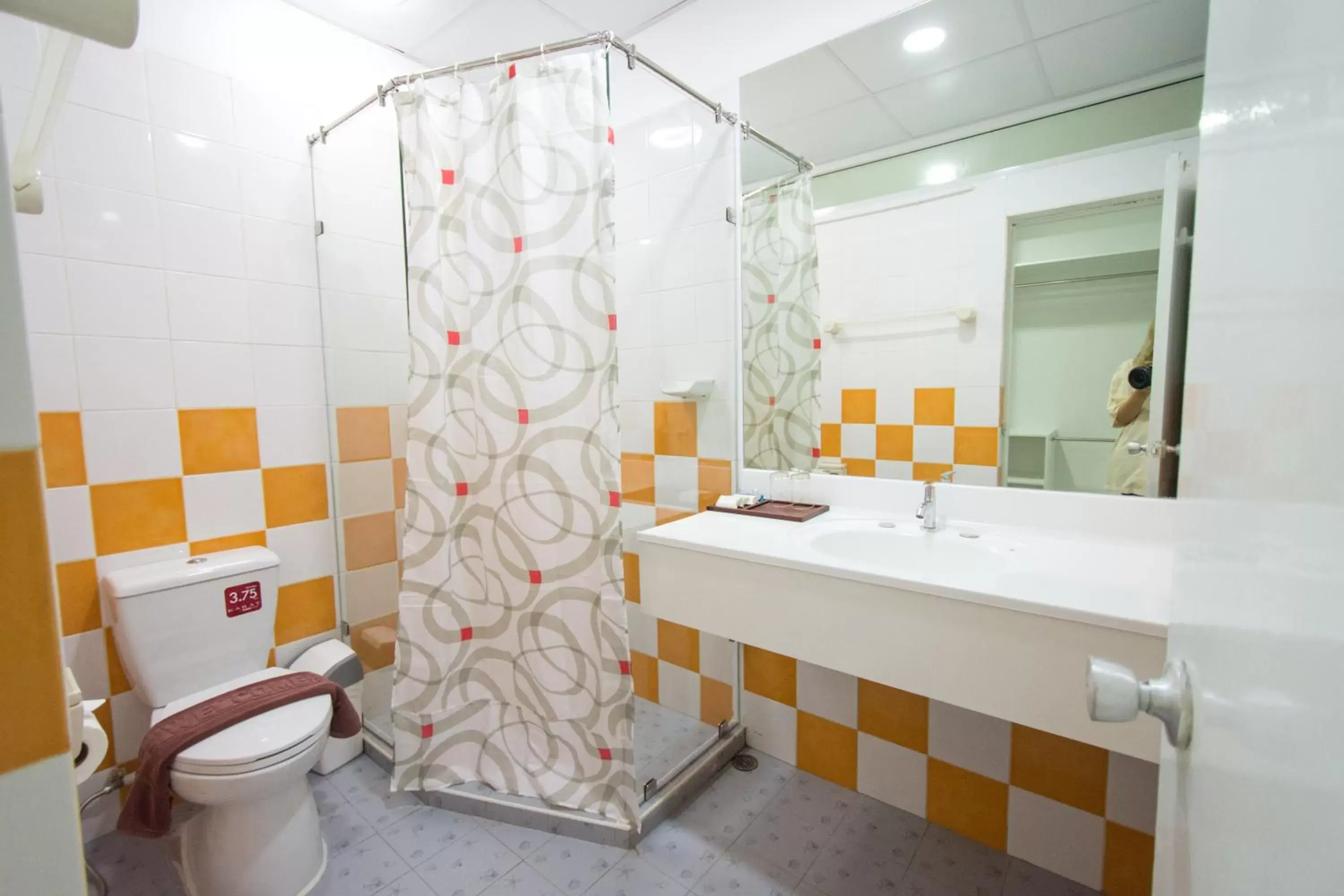 Bathroom in Basaya Beach Hotel & Resort