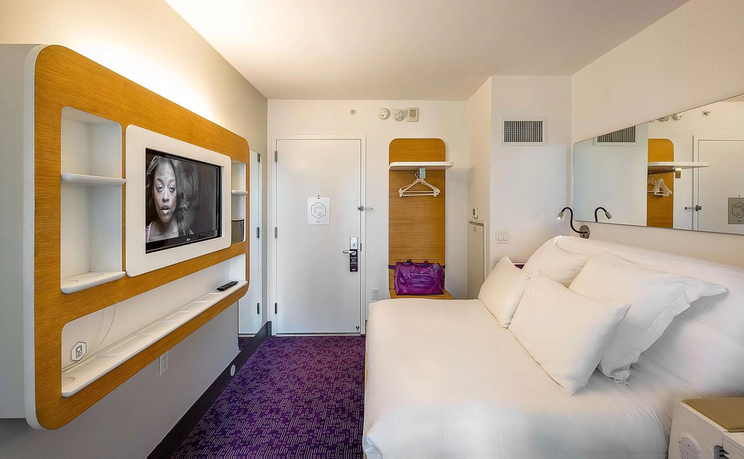 Bedroom, Bed in YOTEL New York Times Square