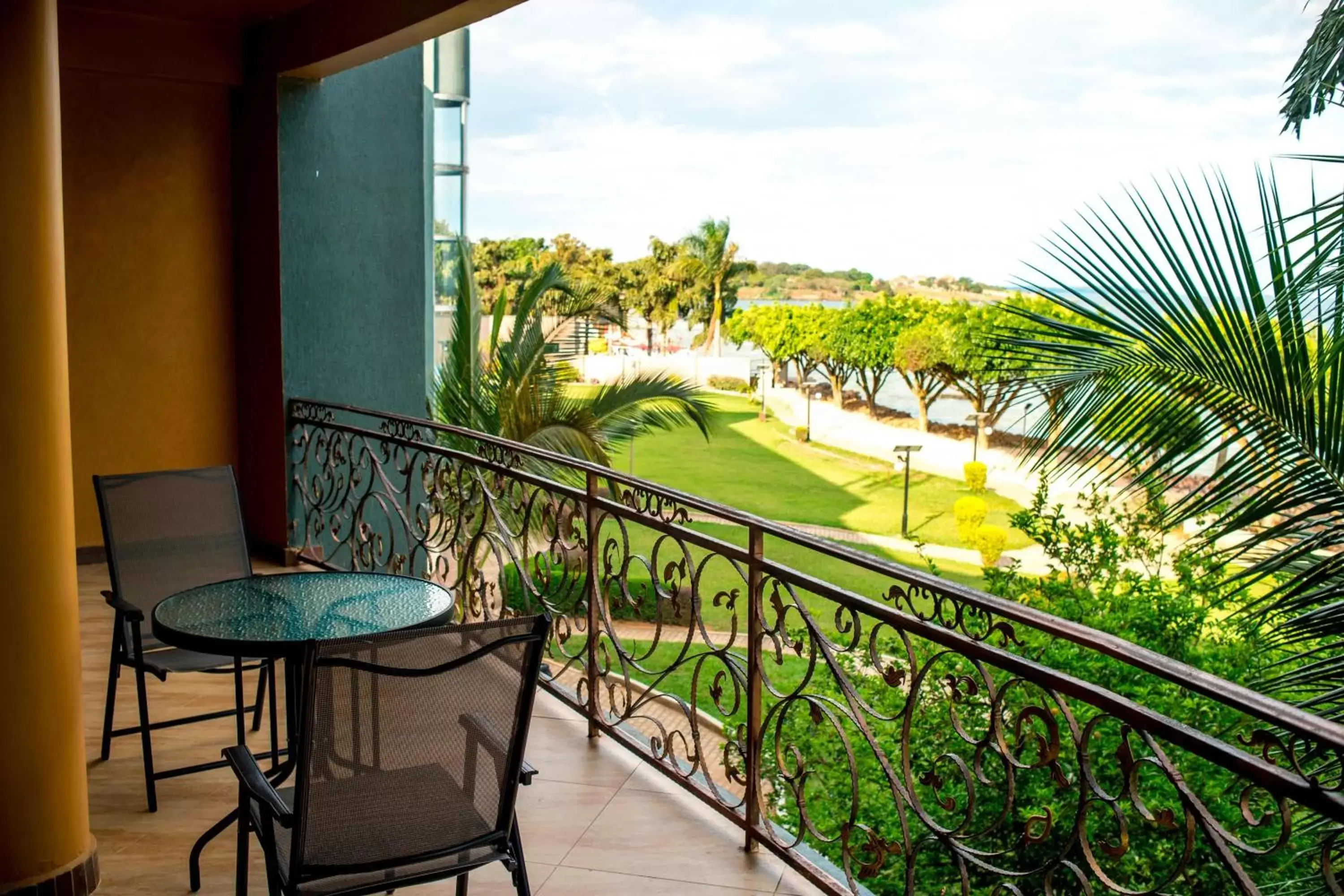 Photo of the whole room, Balcony/Terrace in Protea Hotel by Marriott Entebbe