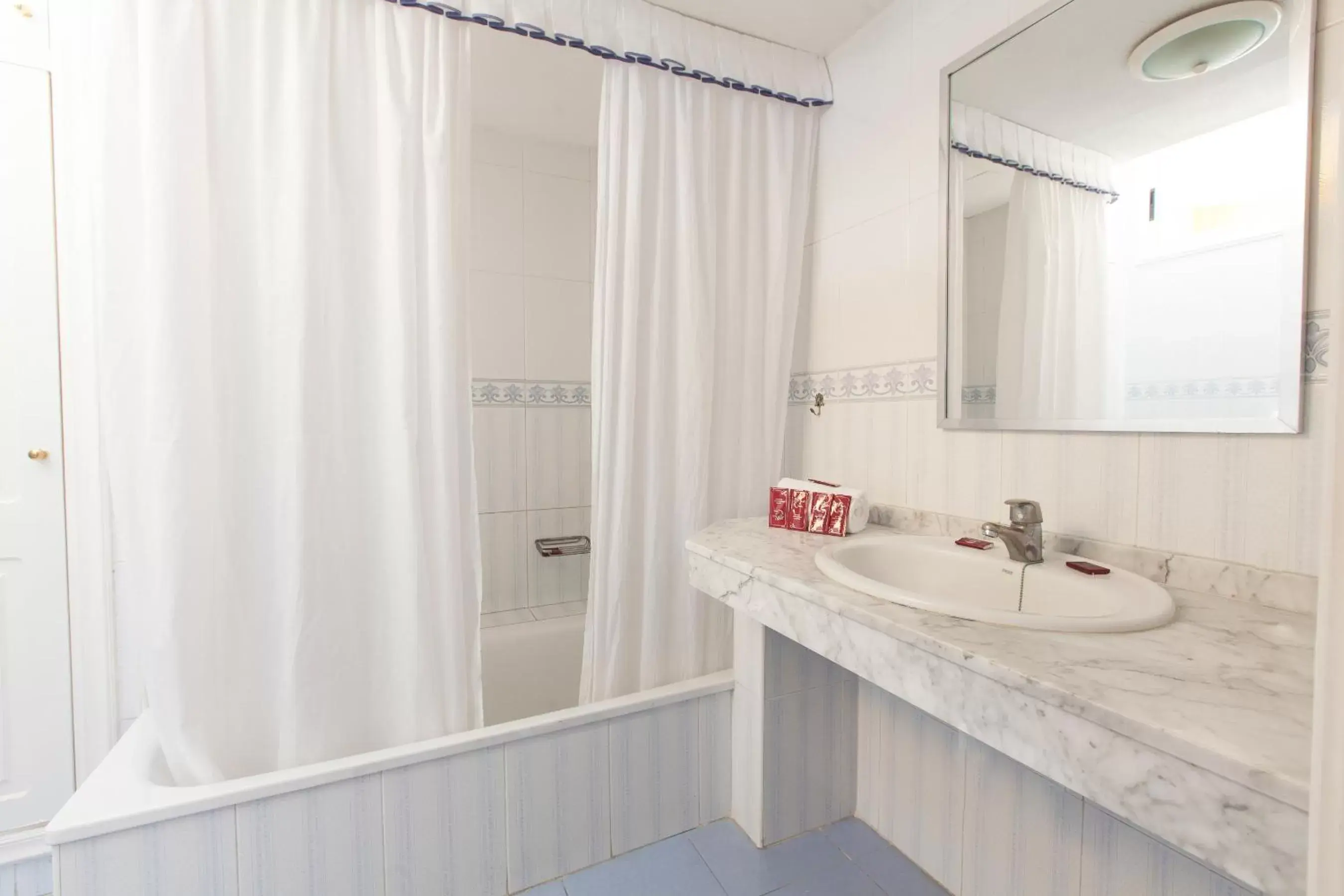 Bathroom in El Marques Palace by Intercorp Group
