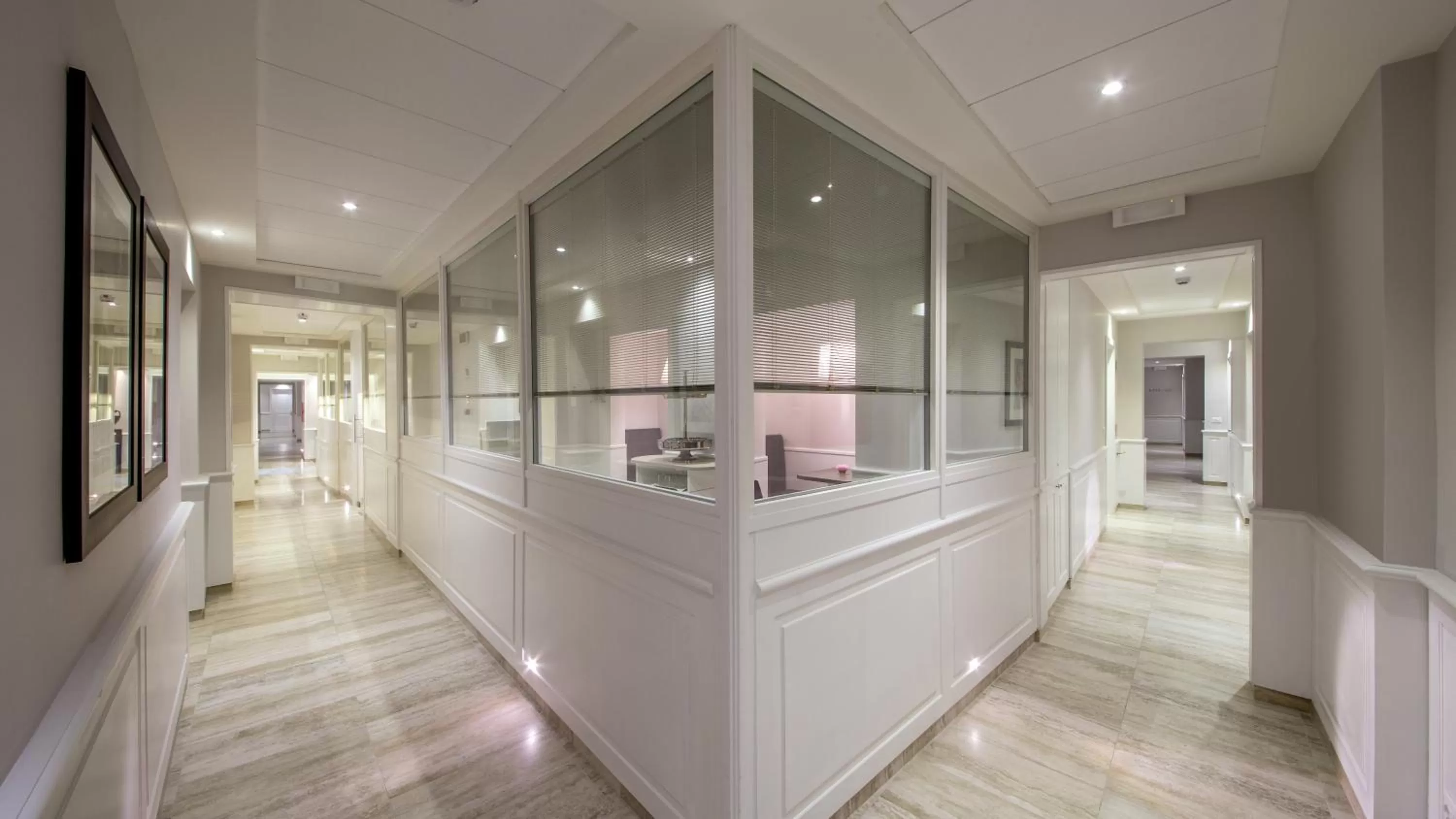 Area and facilities in Princeps Boutique Hotel