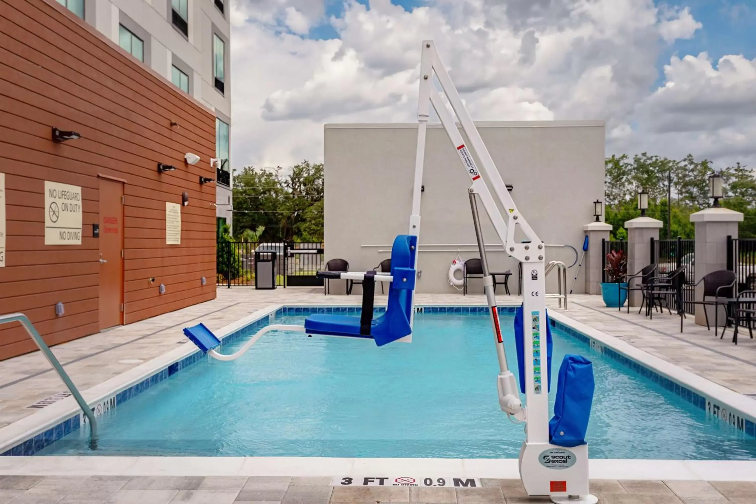 Pool view, Swimming Pool in Hampton Inn Marianna I-10