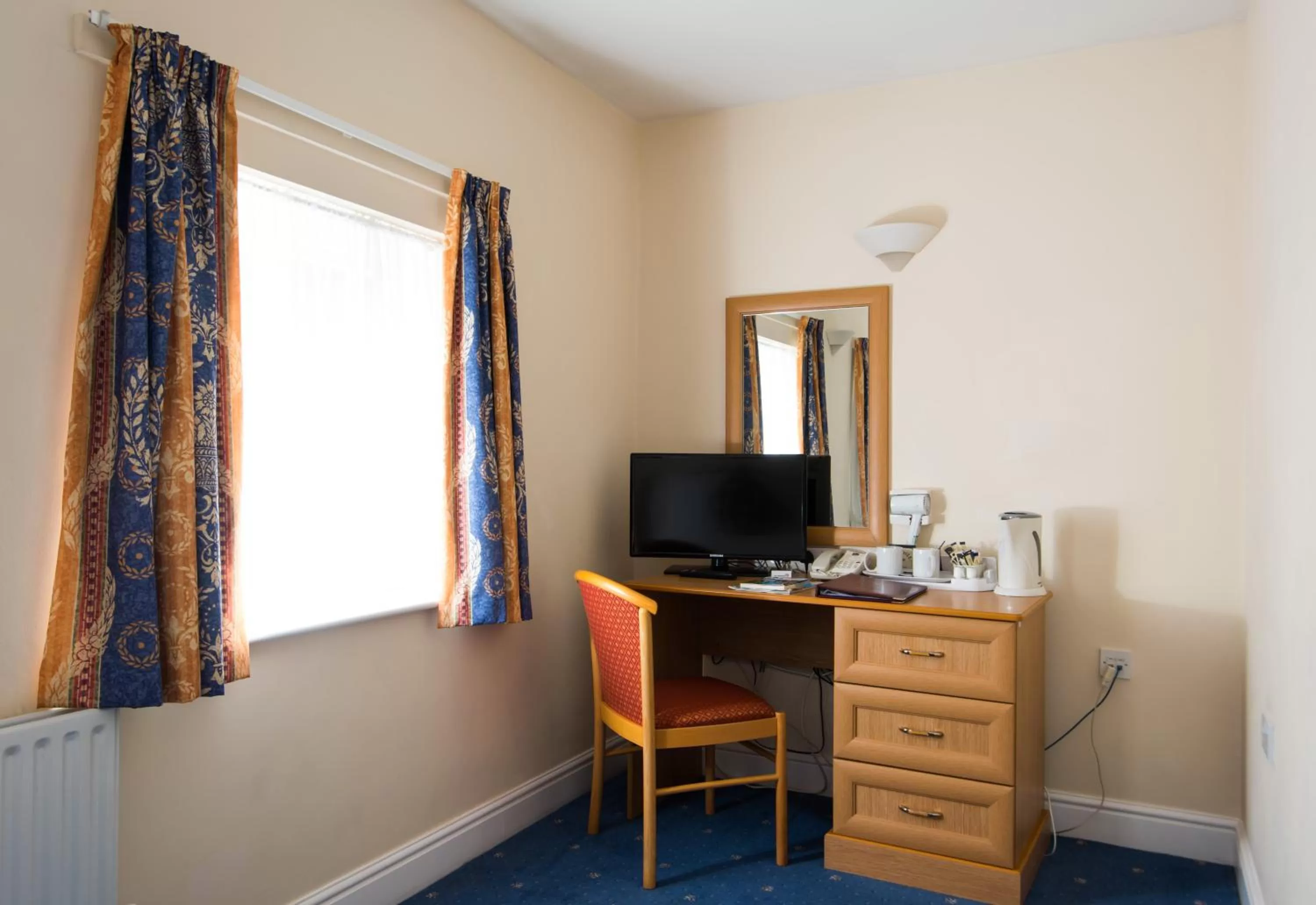 Decorative detail in Mercure Newbury West Grange Hotel