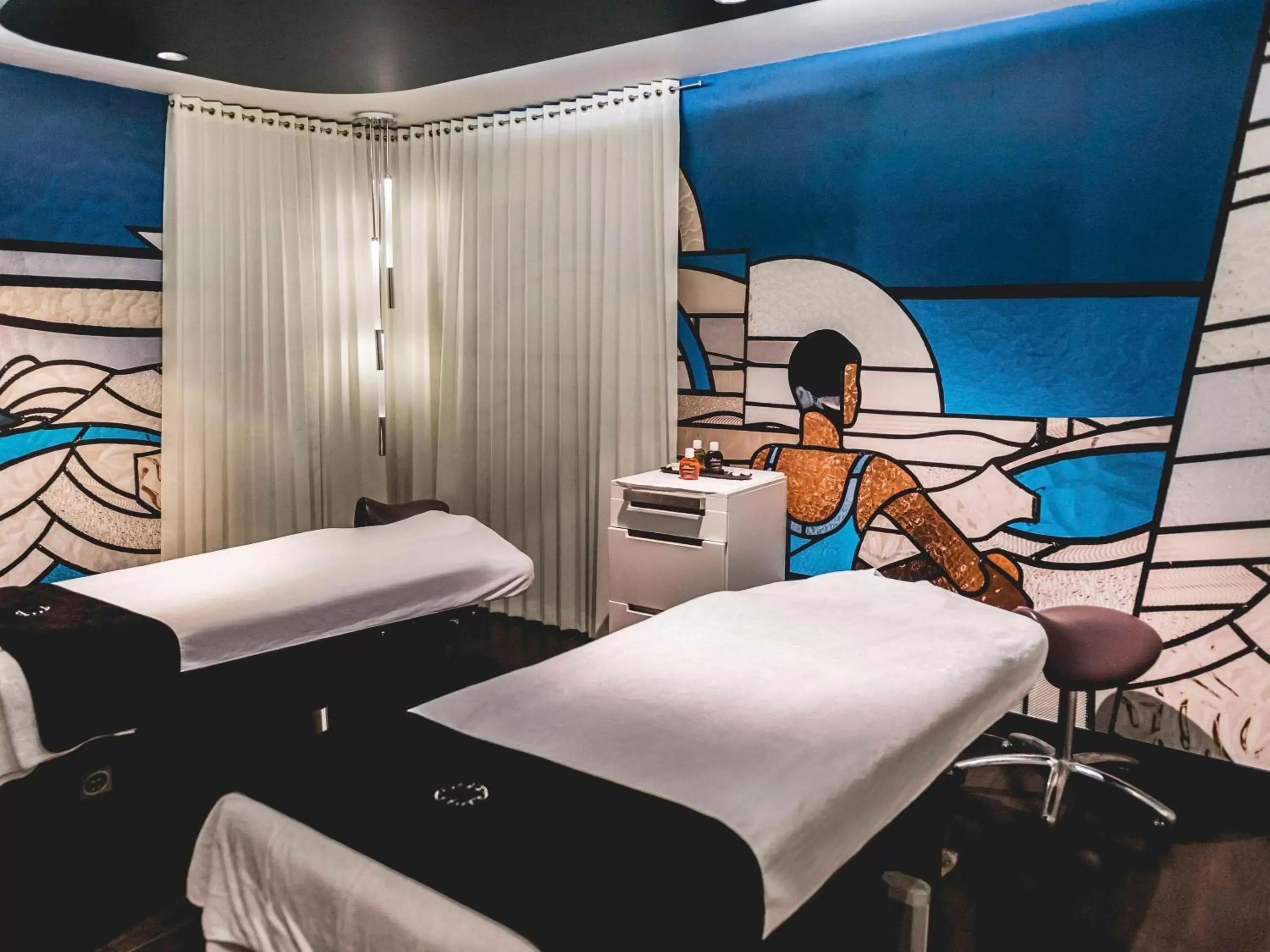 Sports, Spa/Wellness in Molitor Hôtel & Spa Paris - MGallery Collection
