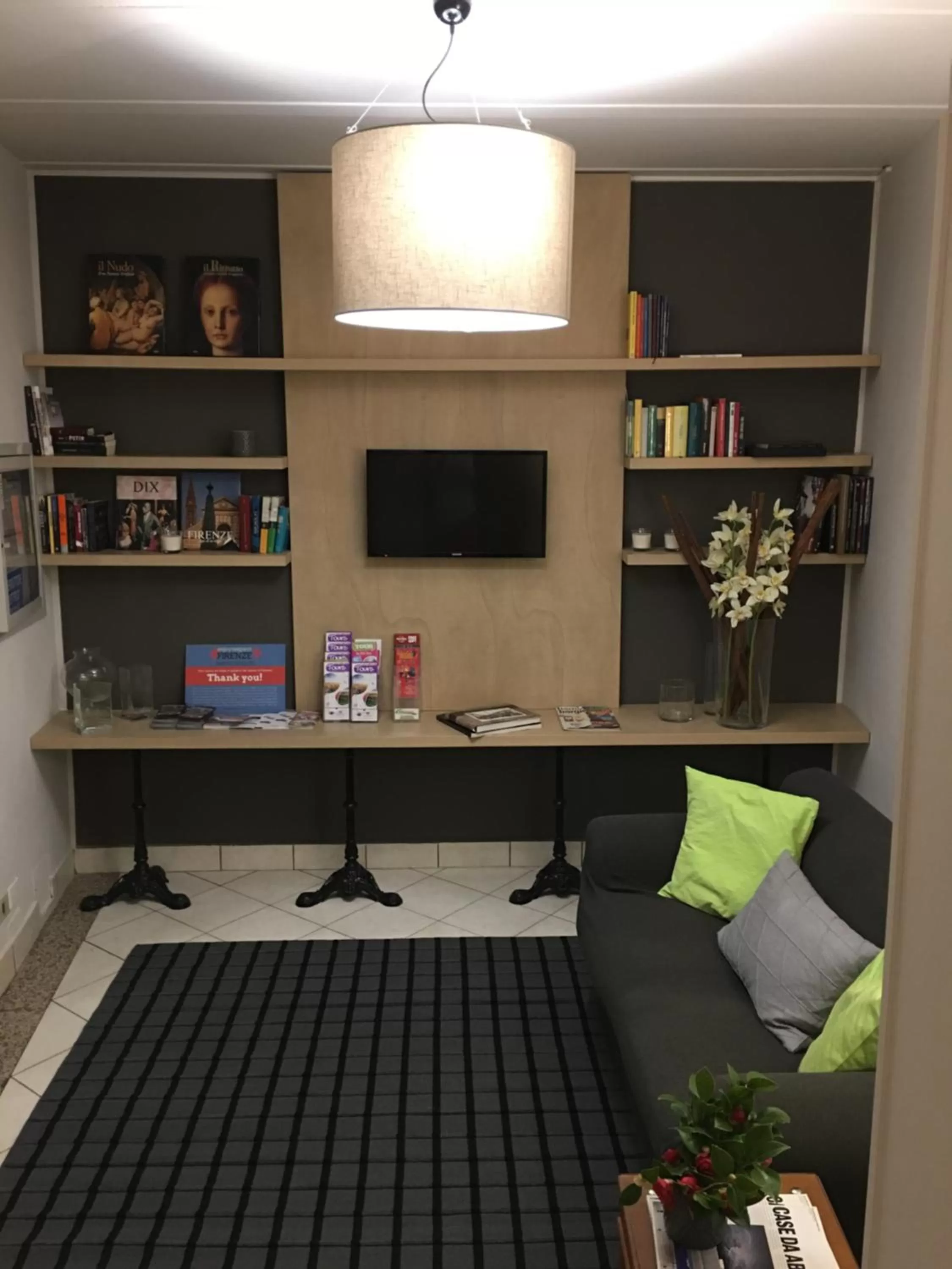 Communal lounge/ TV room in Hotel Centro