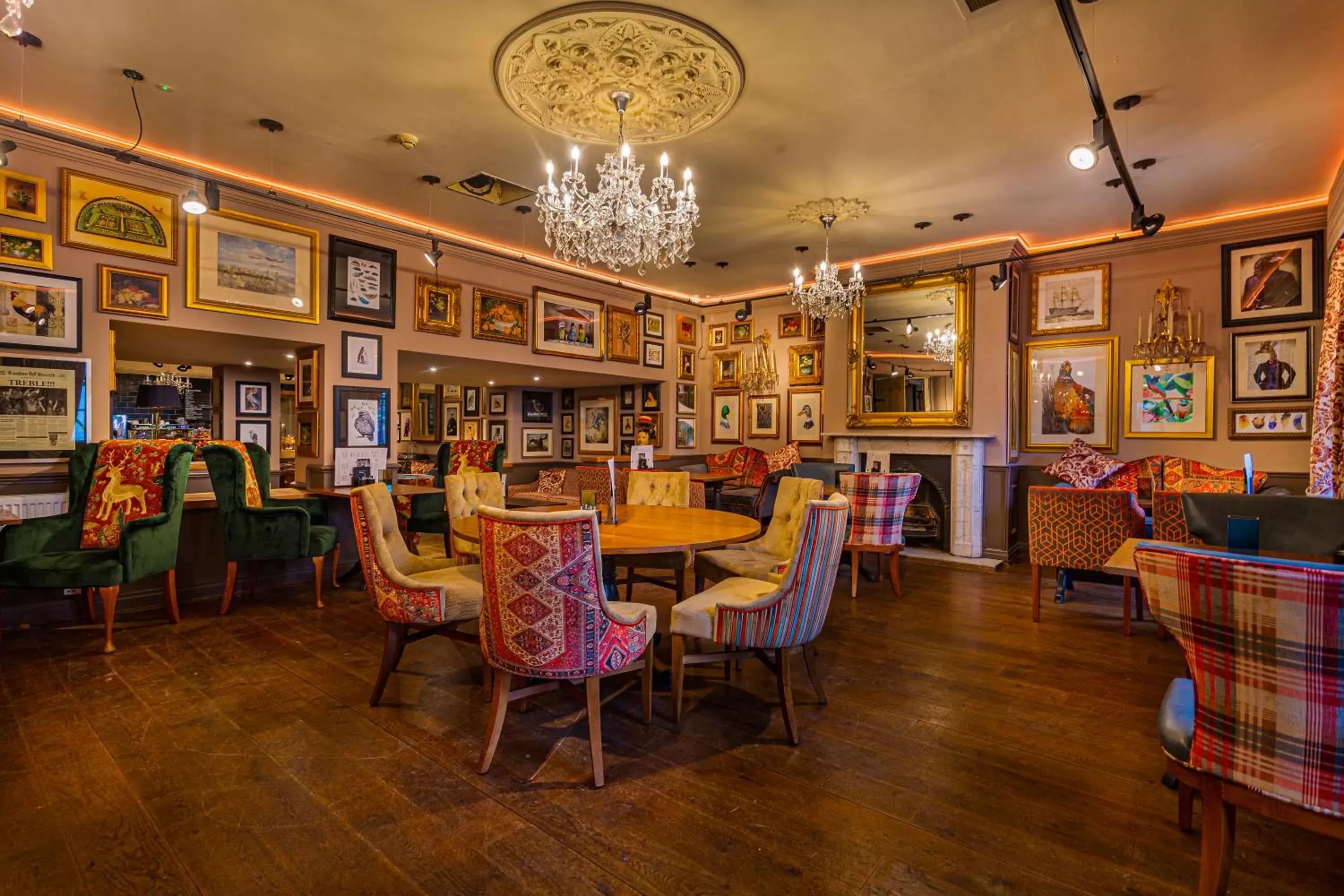 Coffee/tea facilities, Restaurant/Places to Eat in The Feathers Hotel, Ledbury, Herefordshire